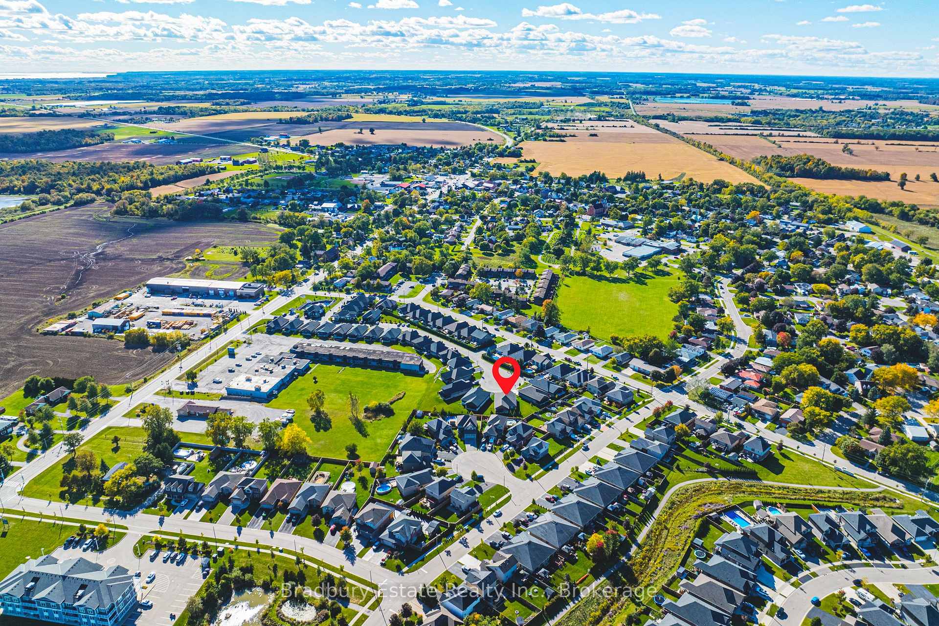 Photo 32 of Unit 23, 24 Craddock Boulevard, Haldimand — HOMEH