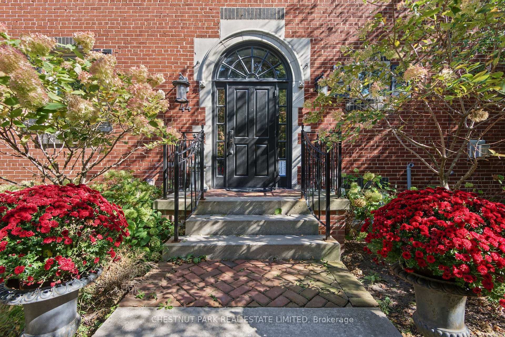 Photo of Unit Upper, 44 Glen Echo Road
