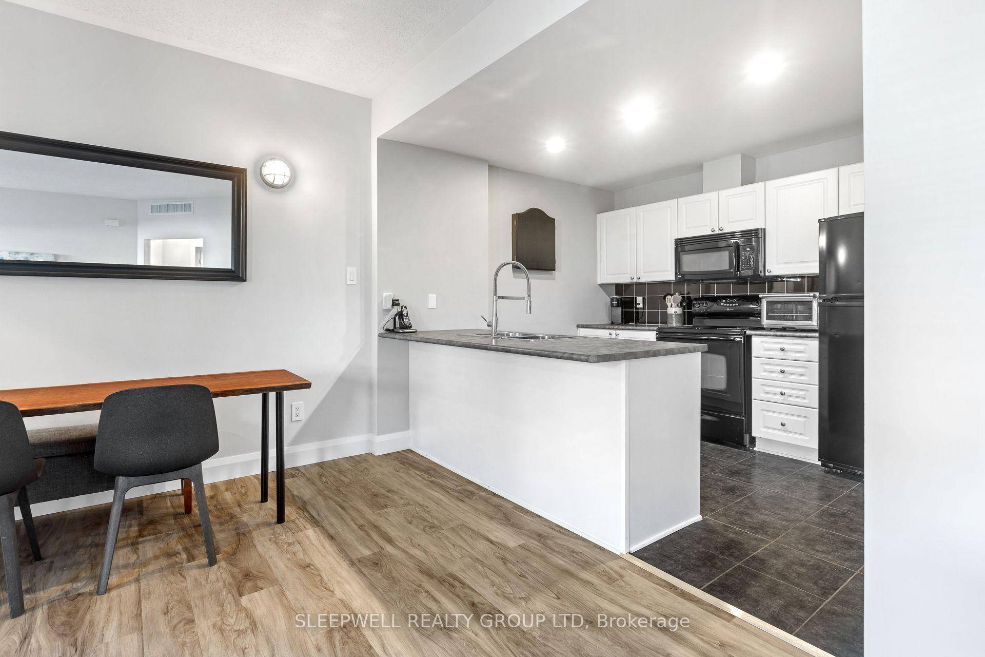Photo 8 of Unit A, 163 Crestway Drive, Ottawa, Barrhaven East — HOMEH