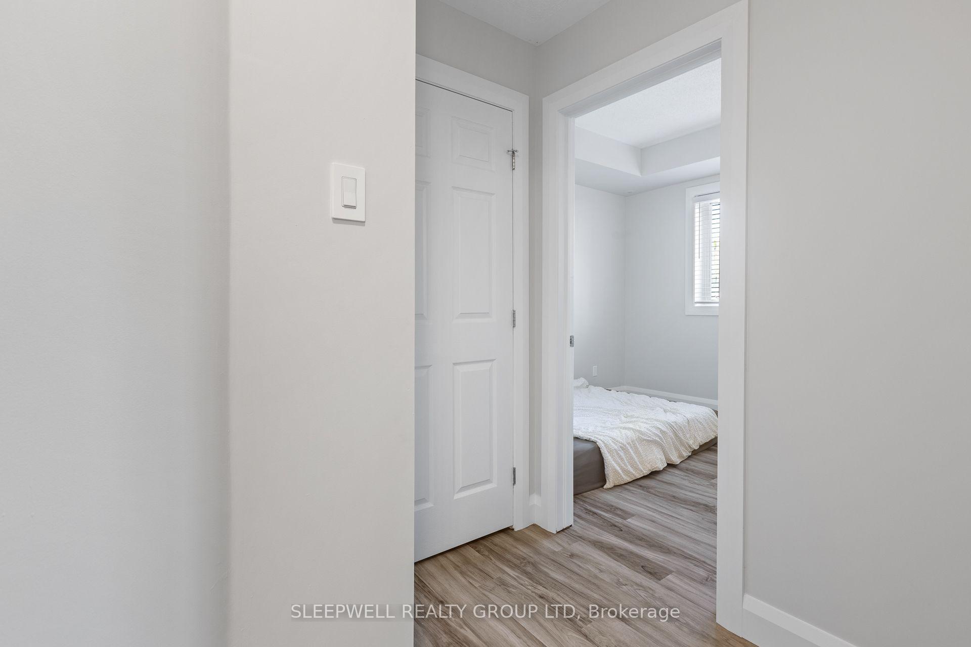 Photo 13 of Unit A, 163 Crestway Drive, Ottawa, Barrhaven East — HOMEH