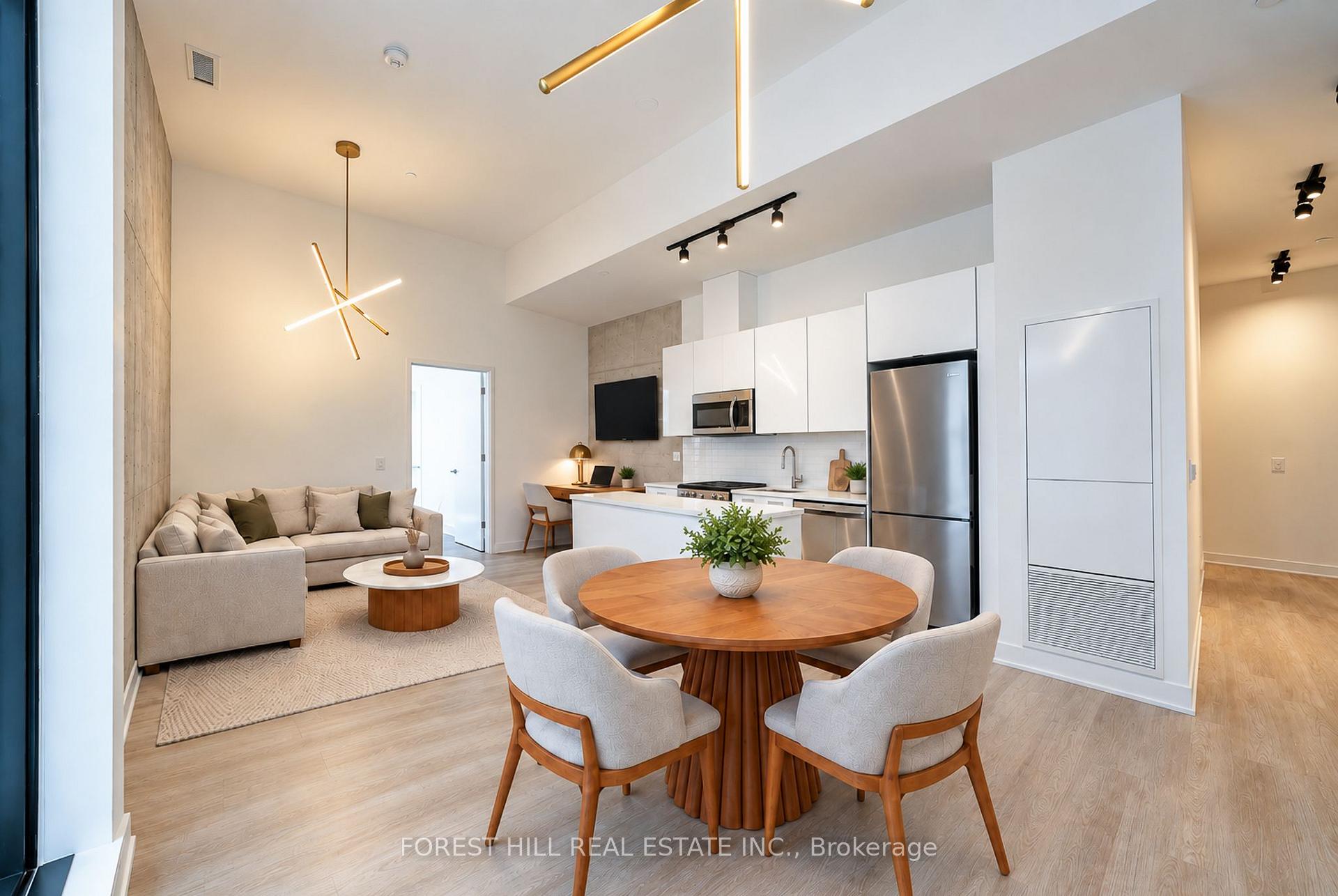 Photo 3 of Unit 201, 284 King Street E, Toronto, Moss Park — HOMEH