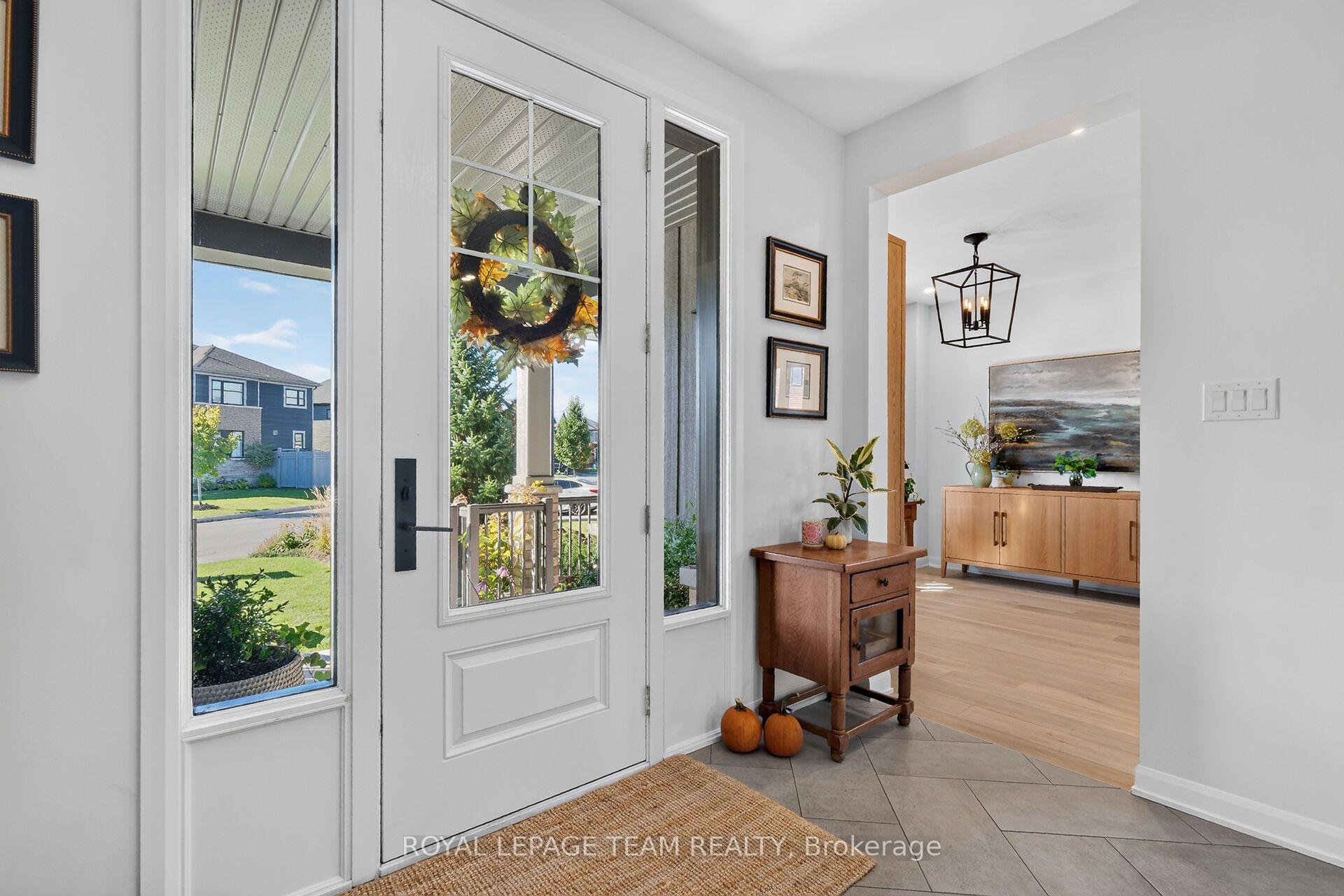 Photo 7 of 719 Coast Circle, Ottawa, Mahogany Community — HOMEH