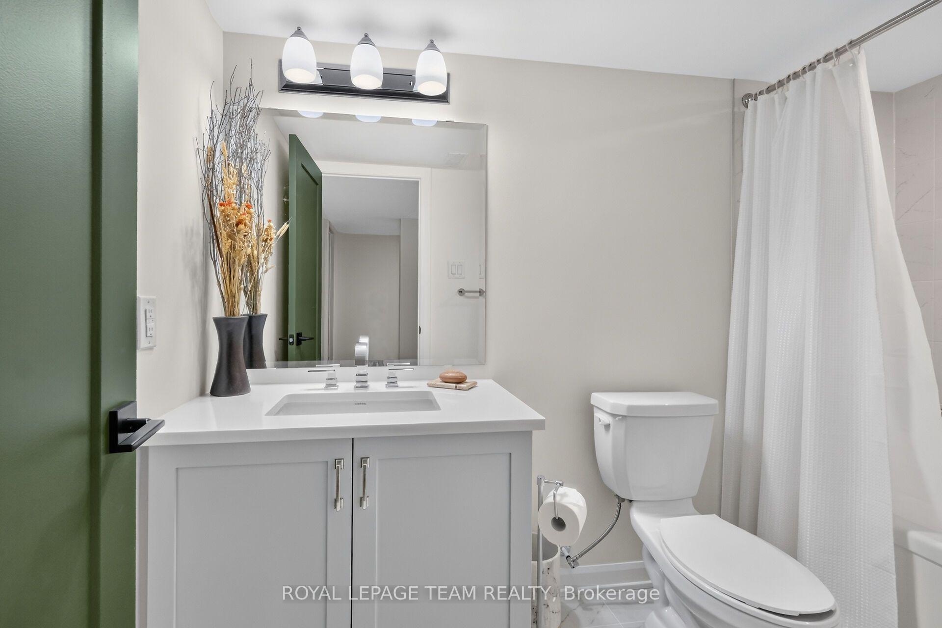 Photo 37 of 719 Coast Circle, Ottawa, Mahogany Community — HOMEH