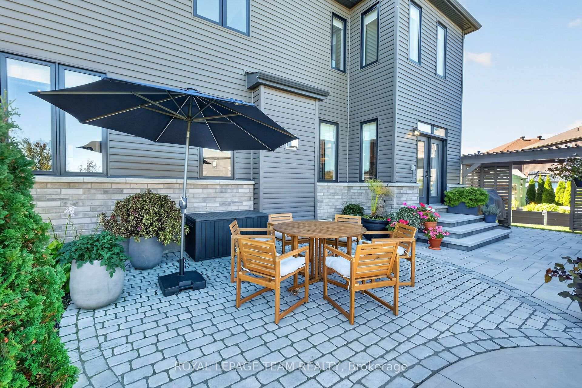 Photo 43 of 719 Coast Circle, Ottawa, Mahogany Community — HOMEH