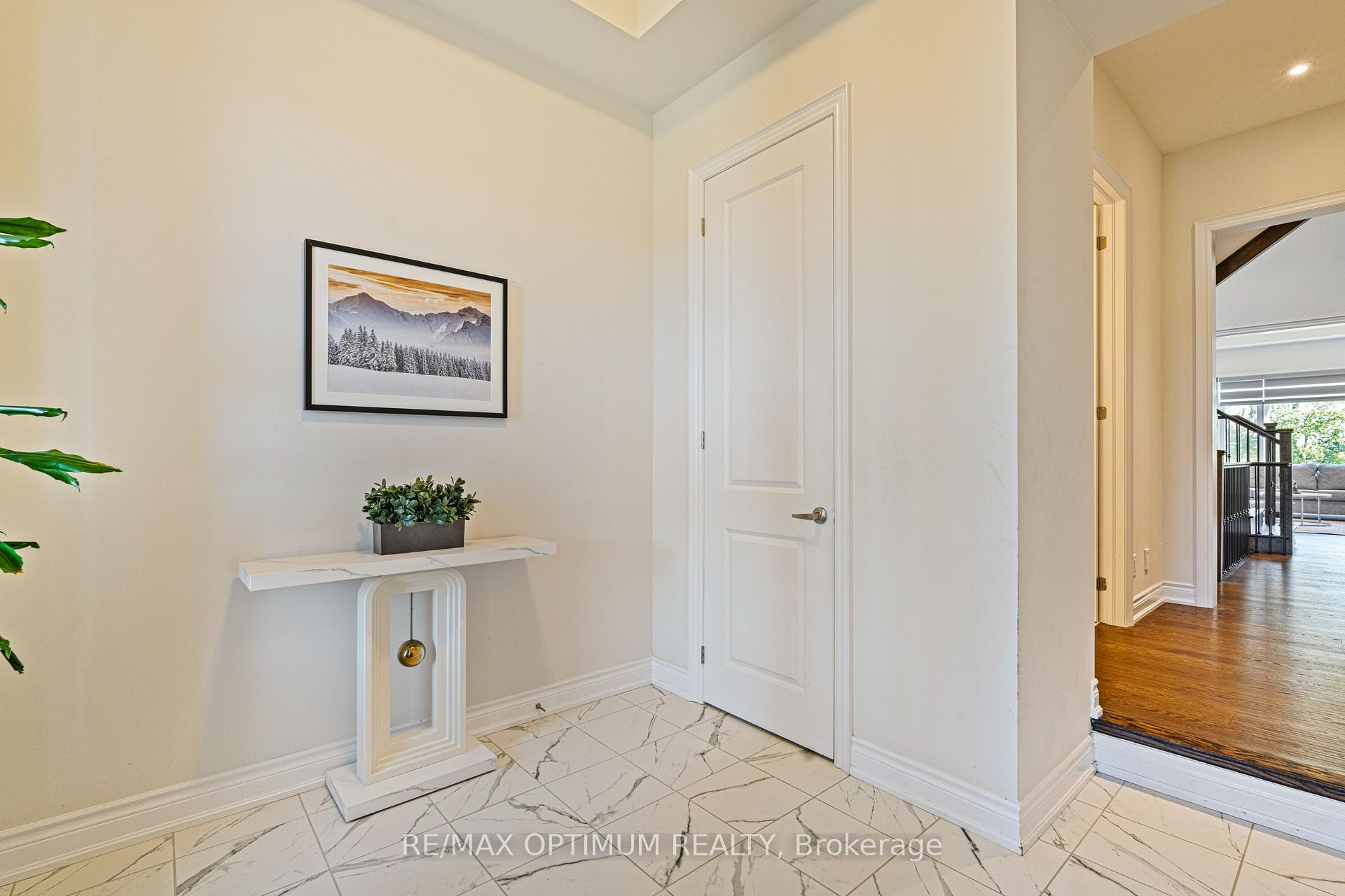 Photo 6 of 88 Pheasant Ridge Drive, Whitby, Rural Whitby — HOMEH