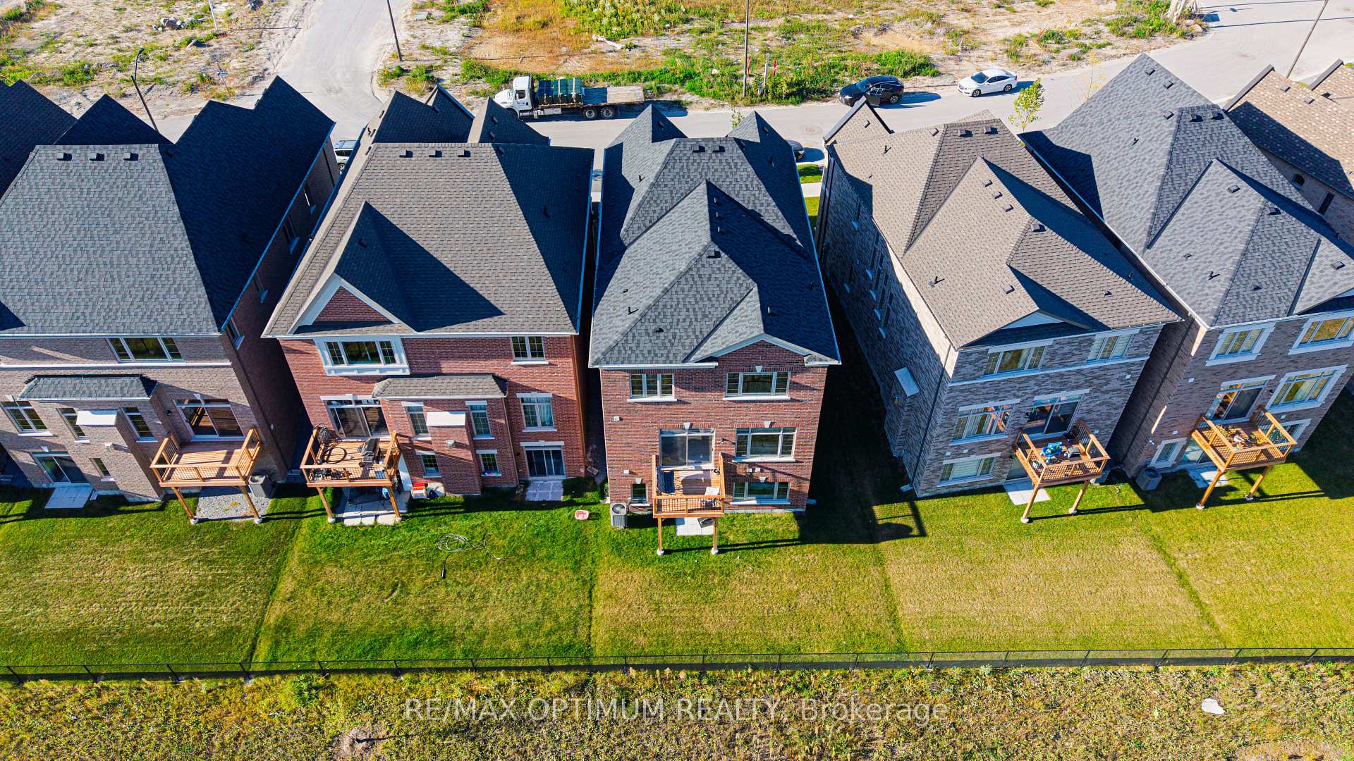 Photo 47 of 88 Pheasant Ridge Drive, Whitby, Rural Whitby — HOMEH