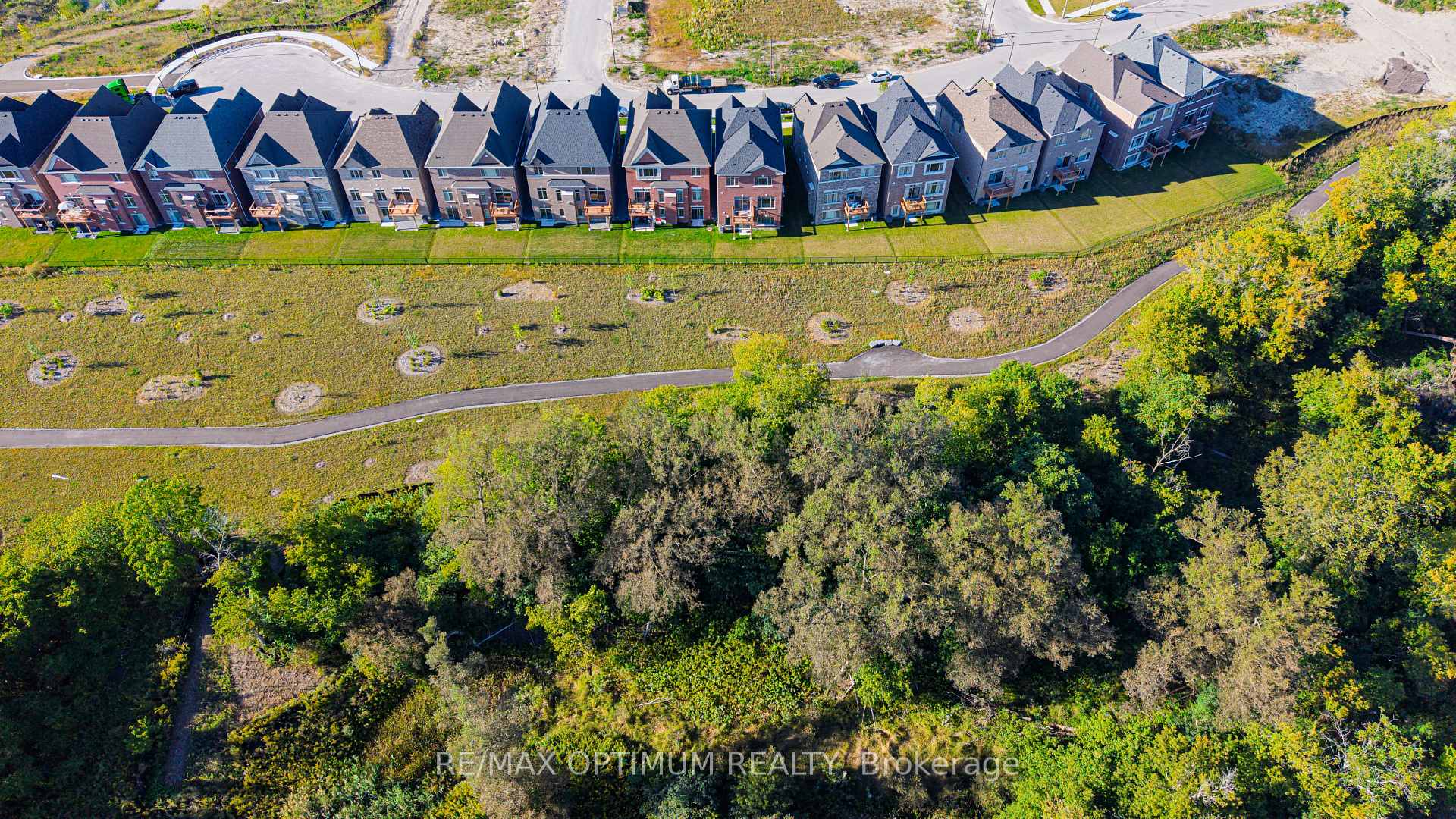 Photo 48 of 88 Pheasant Ridge Drive, Whitby, Rural Whitby — HOMEH