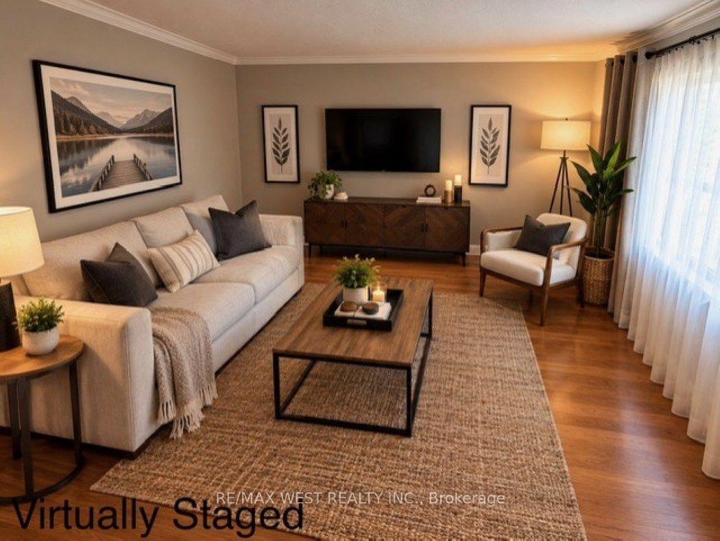Photo 37 of 198 Rustic Road, North York, Rustic — HOMEH