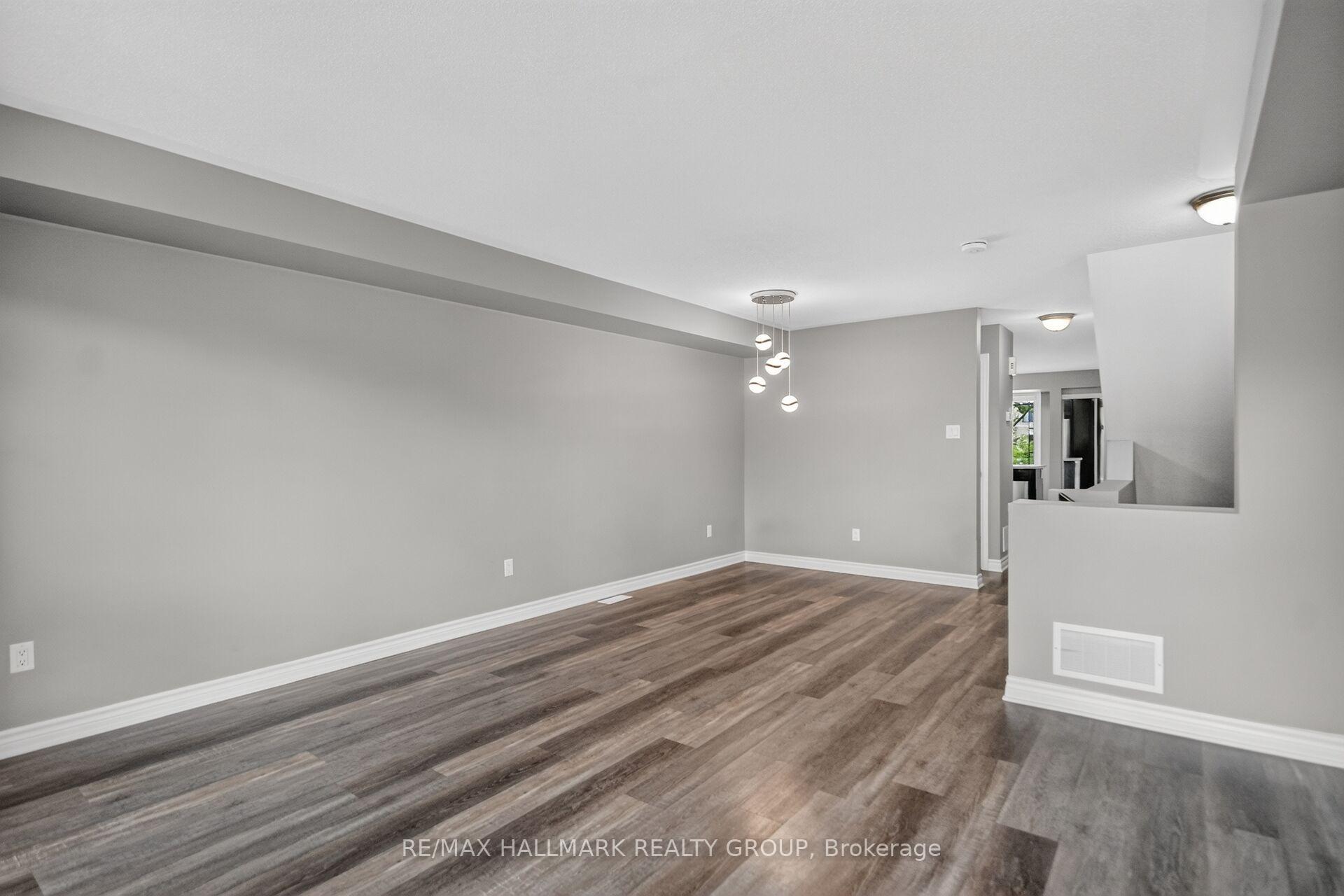 Photo 18 of 580A Chapman Mills Drive, Ottawa, Barrhaven - Strandherd — HOMEH