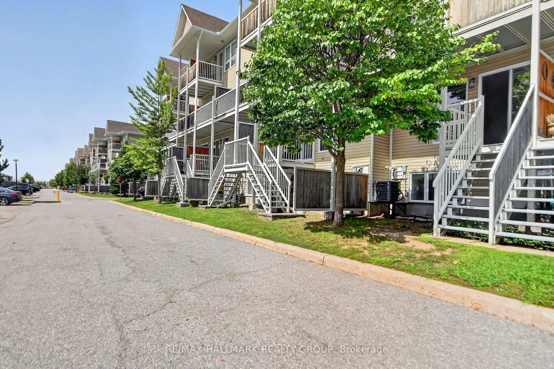 Photo 36 of 580A Chapman Mills Drive, Ottawa, Barrhaven - Strandherd — HOMEH