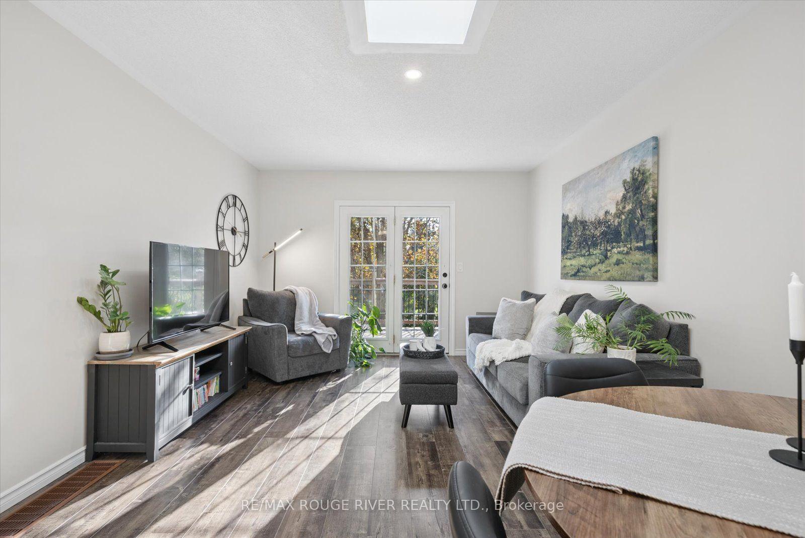Photo 6 of 10 Talbot Drive, Port Hope — HOMEH