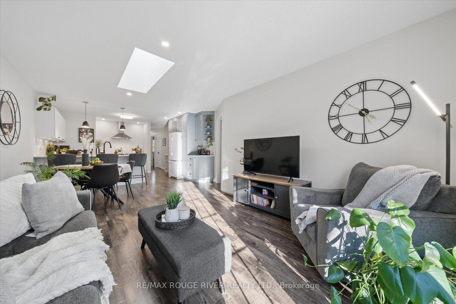 Photo 8 of 10 Talbot Drive, Port Hope — HOMEH