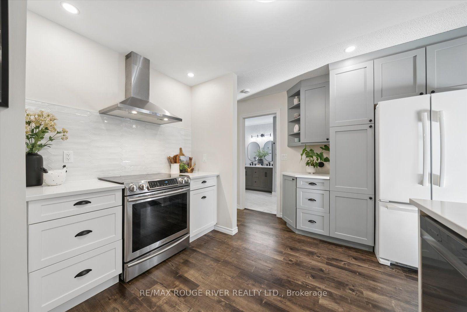 Photo 13 of 10 Talbot Drive, Port Hope — HOMEH