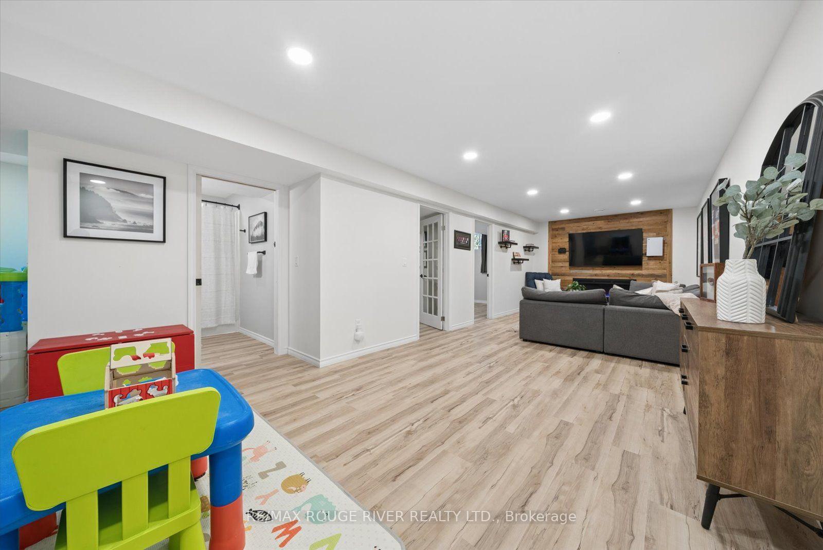 Photo 24 of 10 Talbot Drive, Port Hope — HOMEH