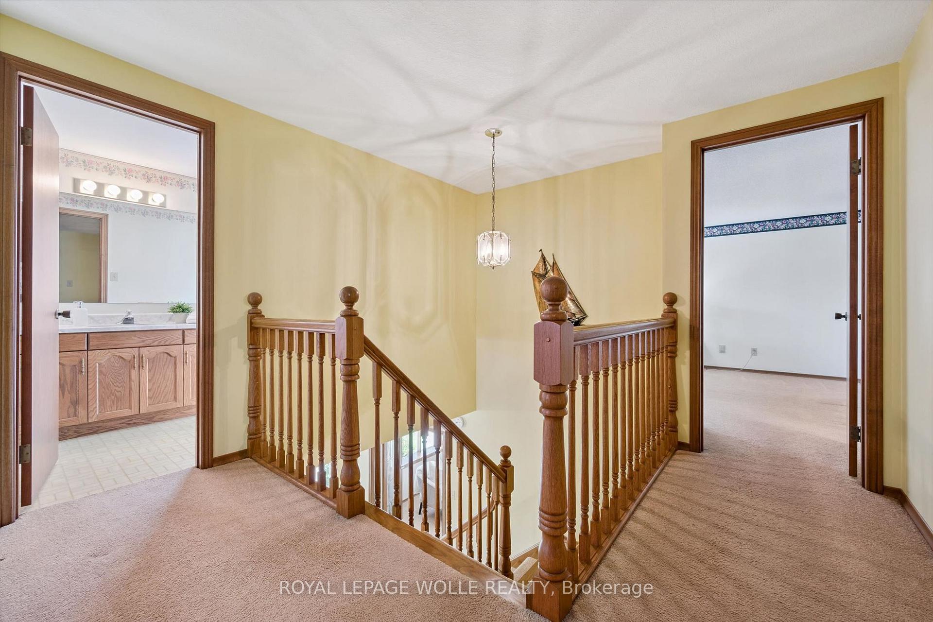 Photo 25 of 42 Mitton Place, Kitchener, Brigadoon — HOMEH