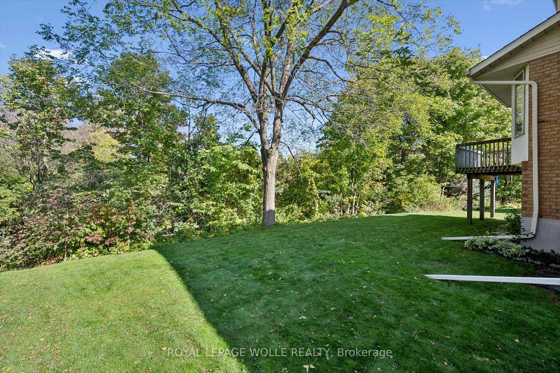 Photo 43 of 42 Mitton Place, Kitchener, Brigadoon — HOMEH
