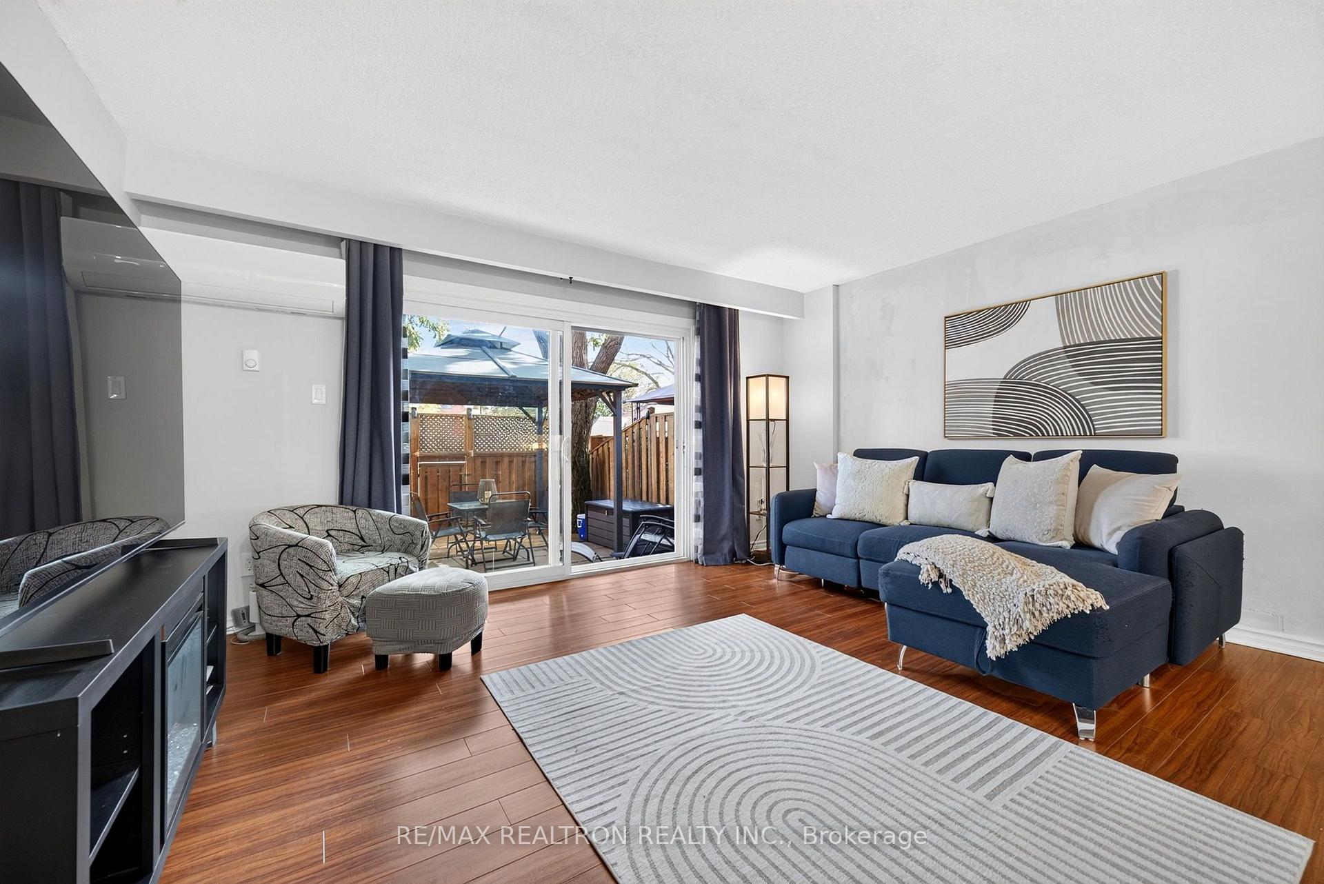 Photo 5 of Unit 5, 1185 Birchmount Road, Scarborough, Dorset Park — HOMEH