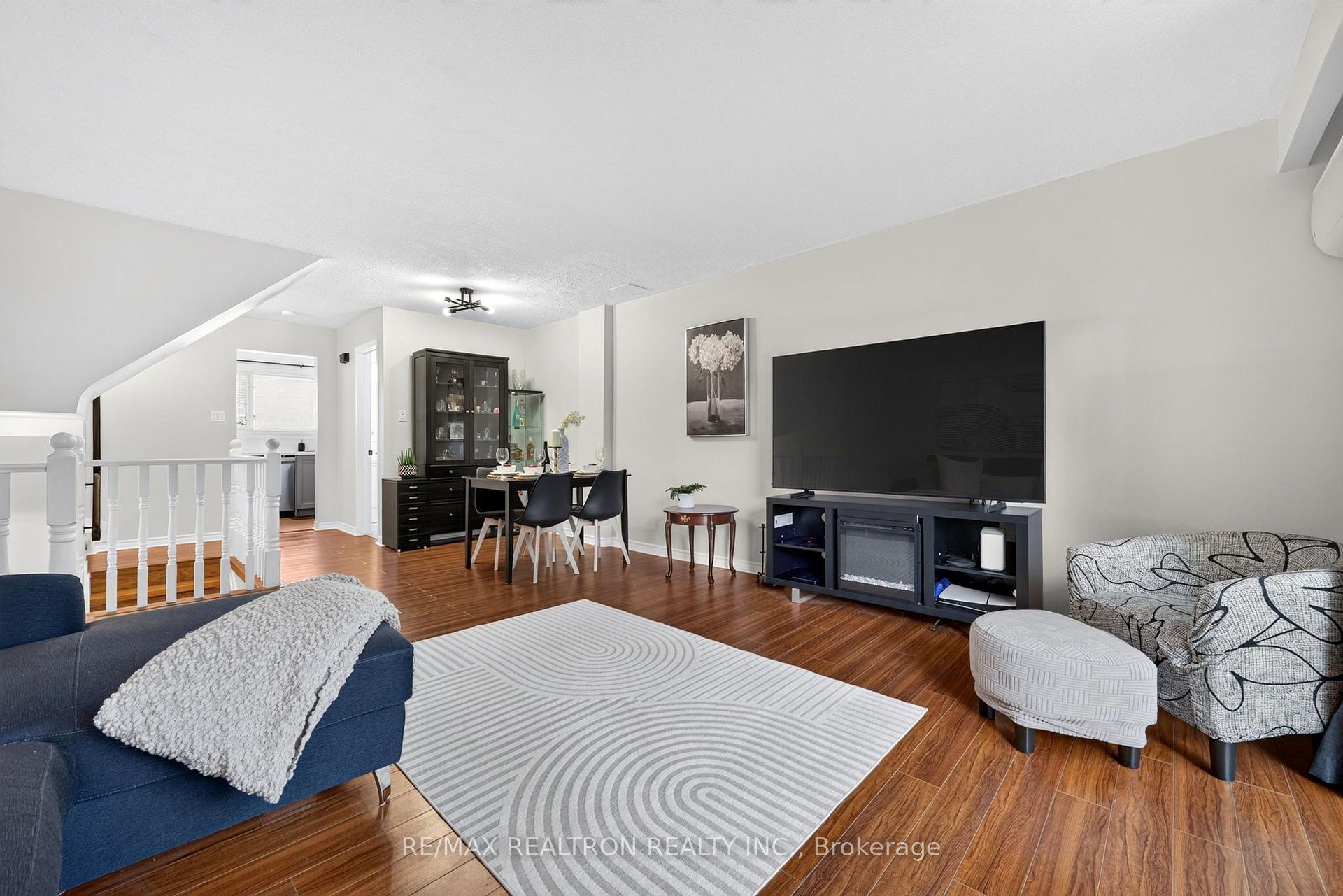 Photo 7 of Unit 5, 1185 Birchmount Road, Scarborough, Dorset Park — HOMEH