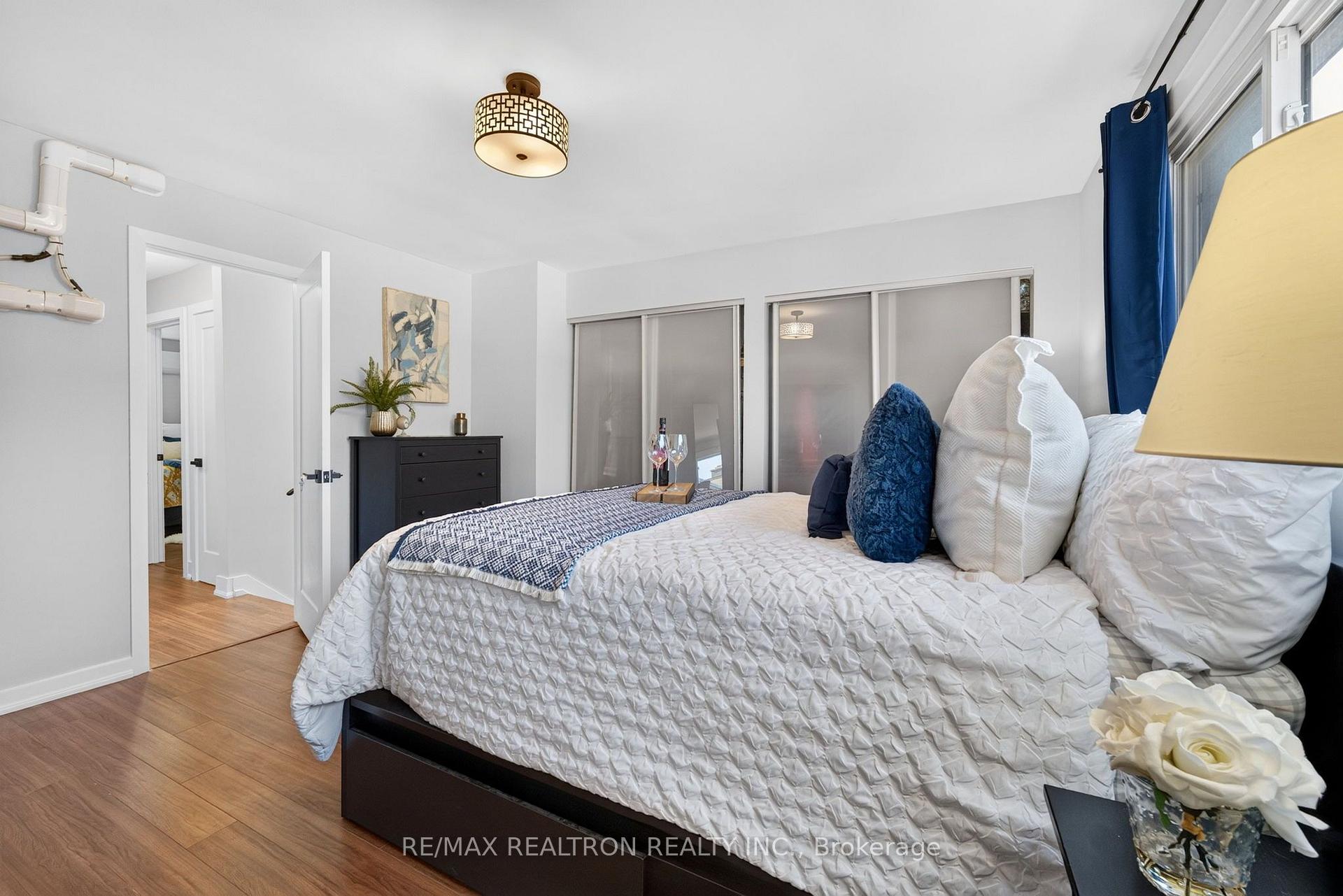 Photo 17 of Unit 5, 1185 Birchmount Road, Scarborough, Dorset Park — HOMEH