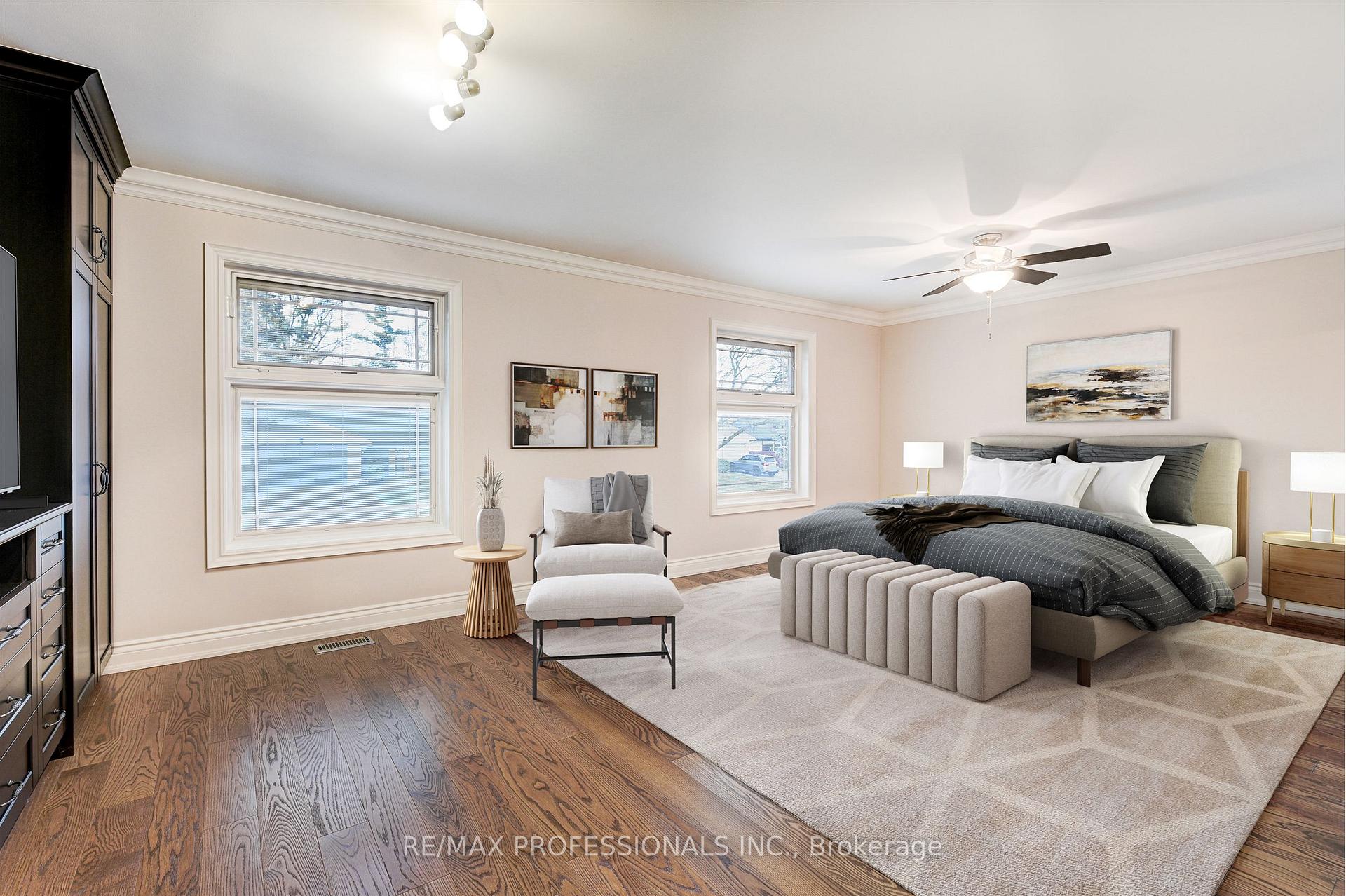 Photo 12 of 64 Ravensbourne Crescent, Etobicoke, Princess-Rosethorn — HOMEH
