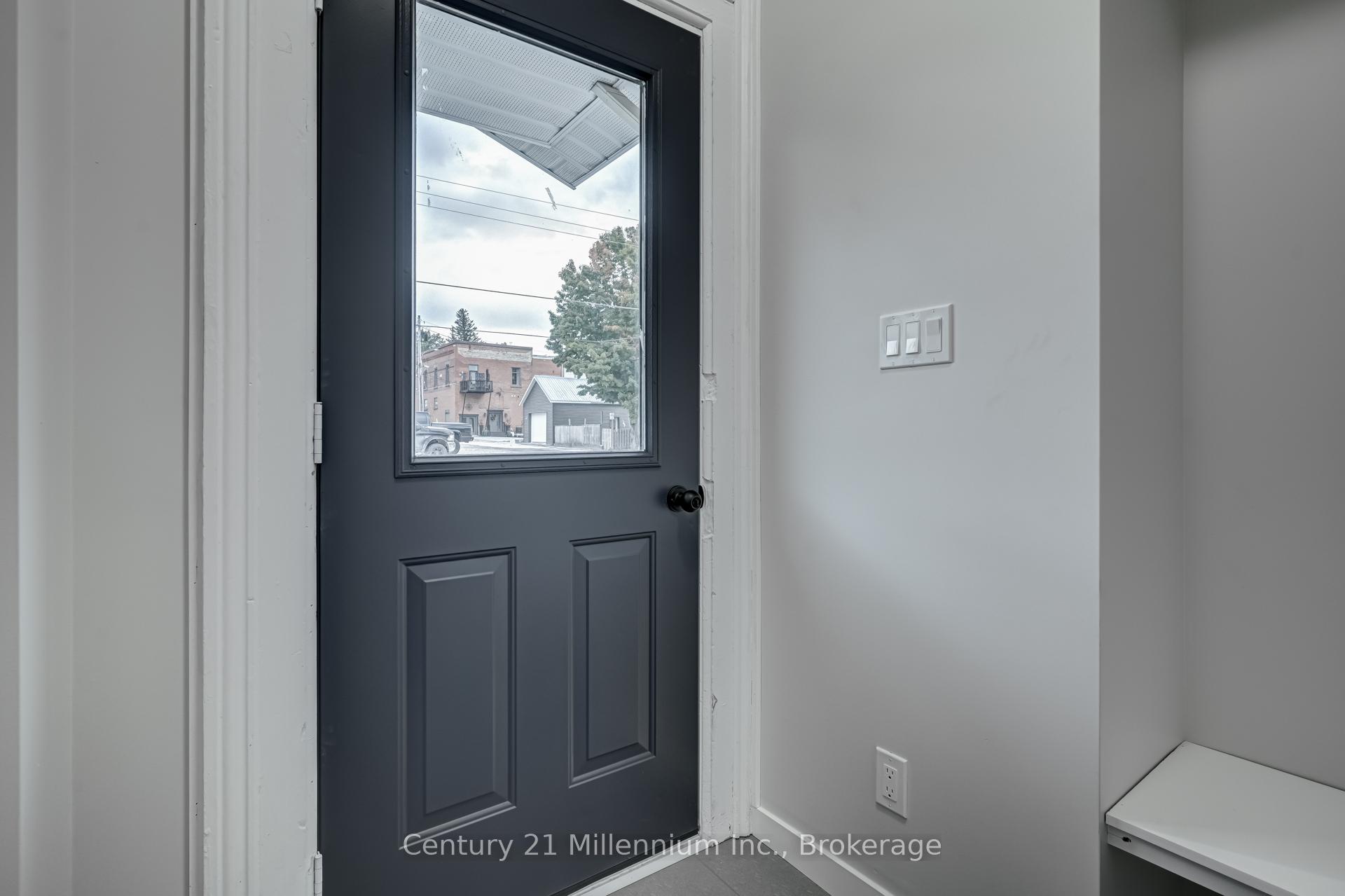 Photo 2 of Unit Upper, 276 Edward Street, North Huron, Wingham — HOMEH