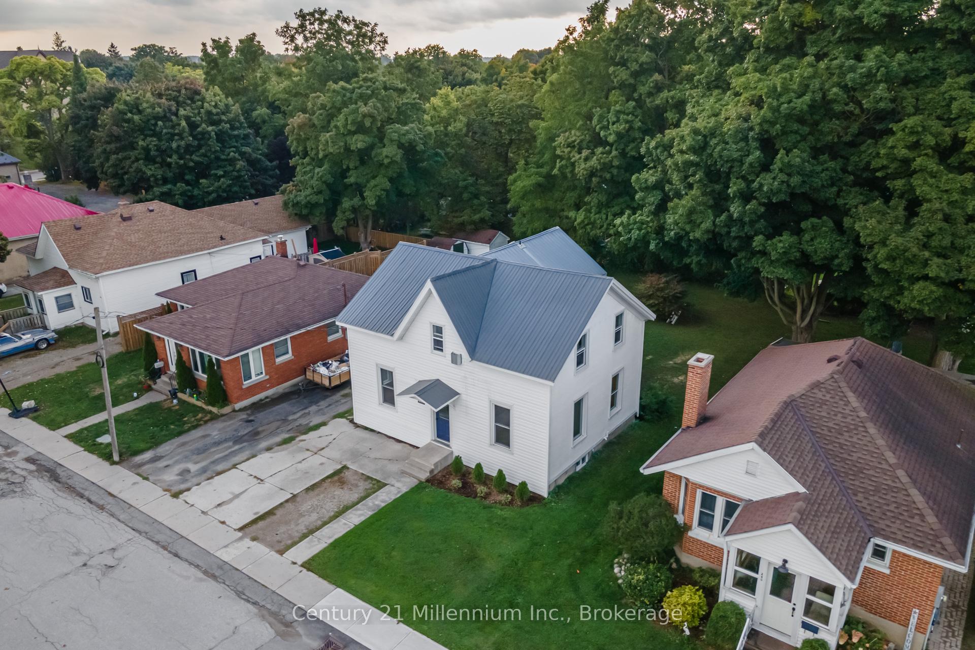 Photo 13 of Unit Upper, 276 Edward Street, North Huron, Wingham — HOMEH