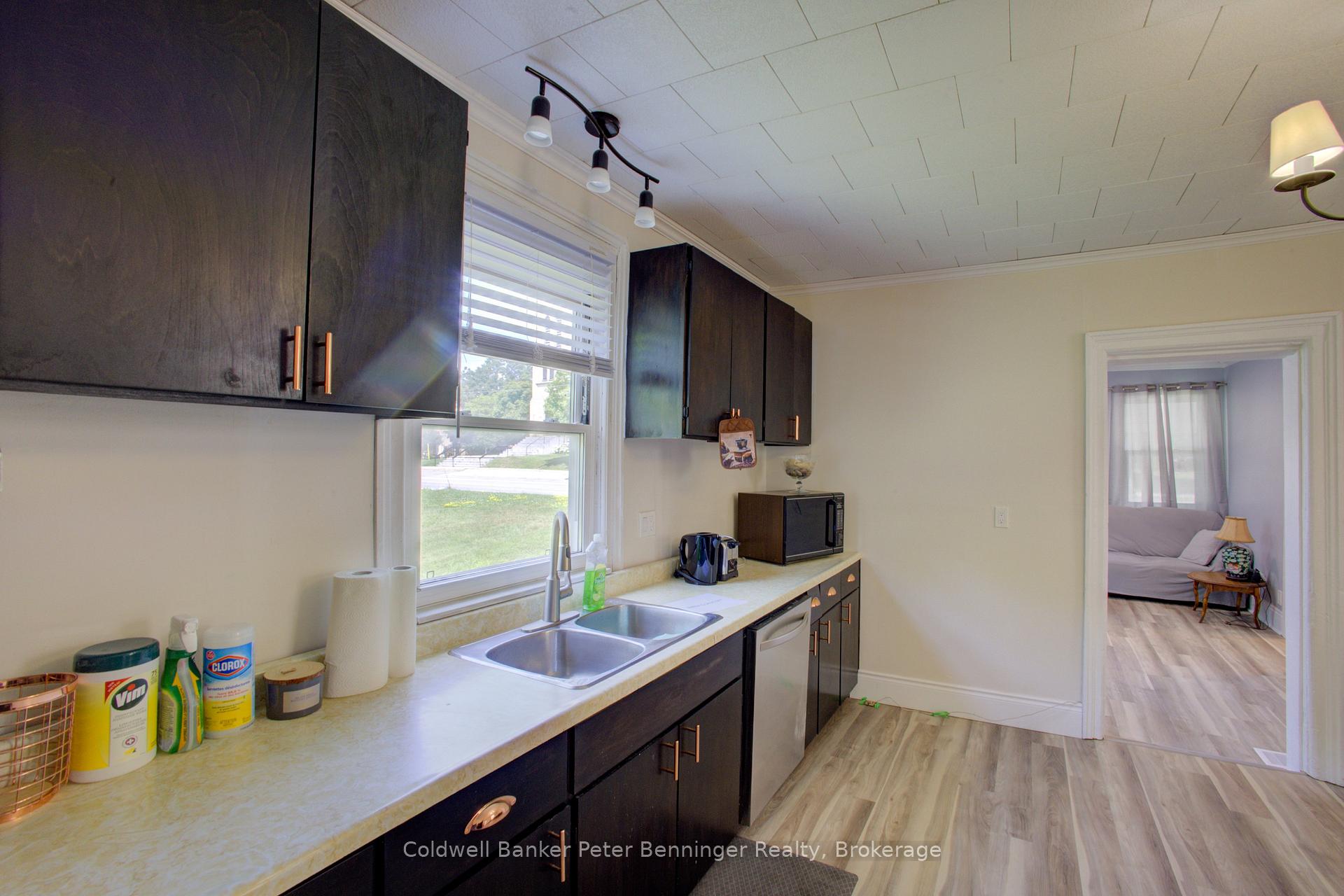 Photo 11 of 84 Main Street, Kincardine — HOMEH