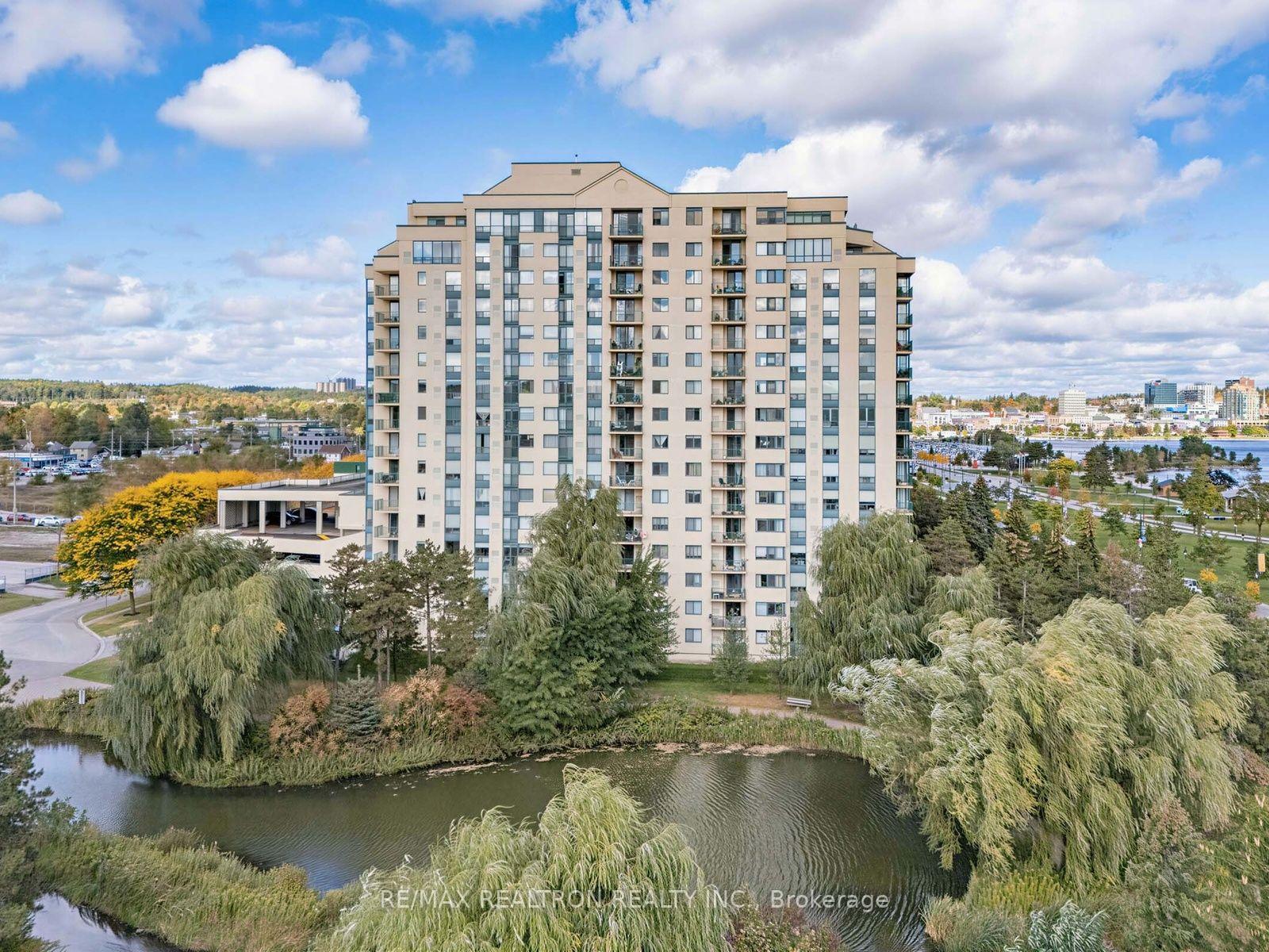 Photo 8 of Unit 1111, 75 Ellen Street, Barrie, City Centre — HOMEH
