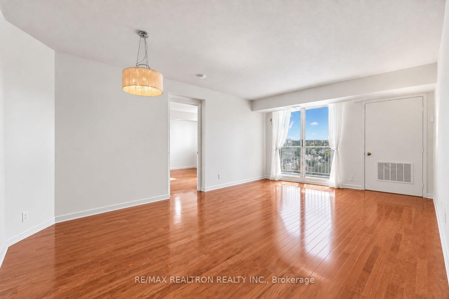 Photo 19 of Unit 1111, 75 Ellen Street, Barrie, City Centre — HOMEH