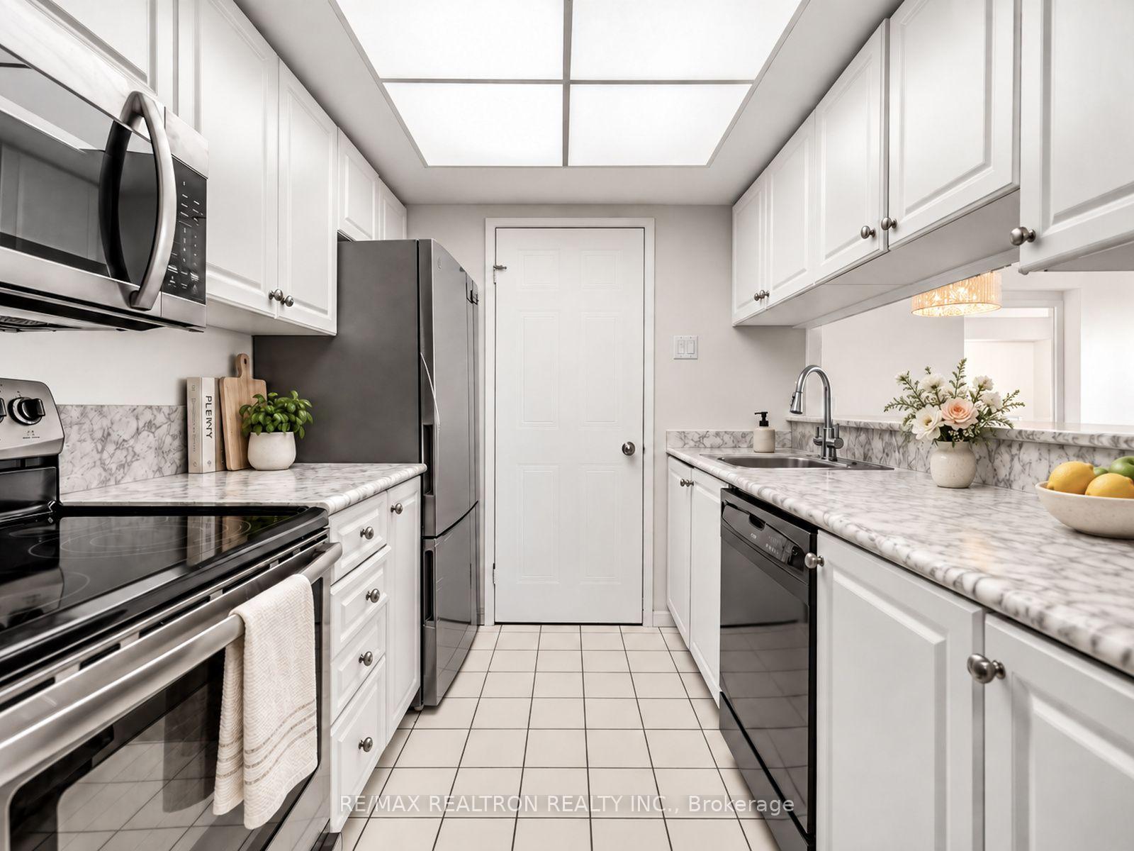 Photo 32 of Unit 1111, 75 Ellen Street, Barrie, City Centre — HOMEH