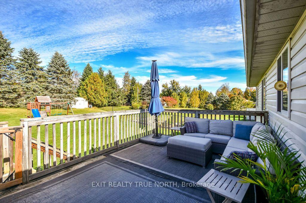 Photo 9 of 35 Marlow Circle, Springwater, Hillsdale — HOMEH