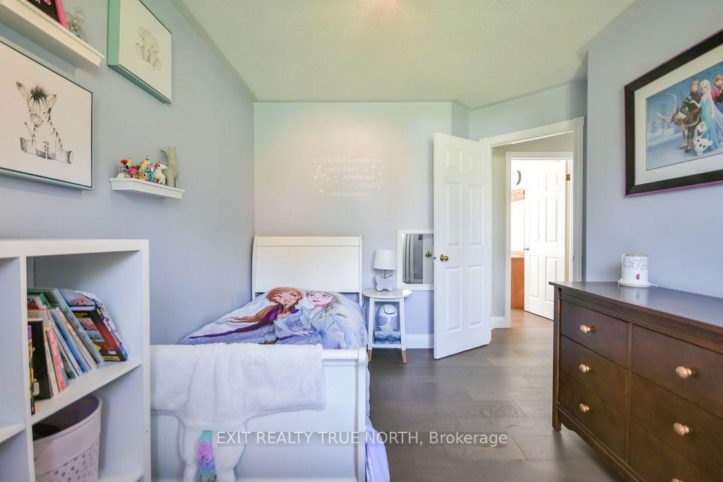 Photo 15 of 35 Marlow Circle, Springwater, Hillsdale — HOMEH
