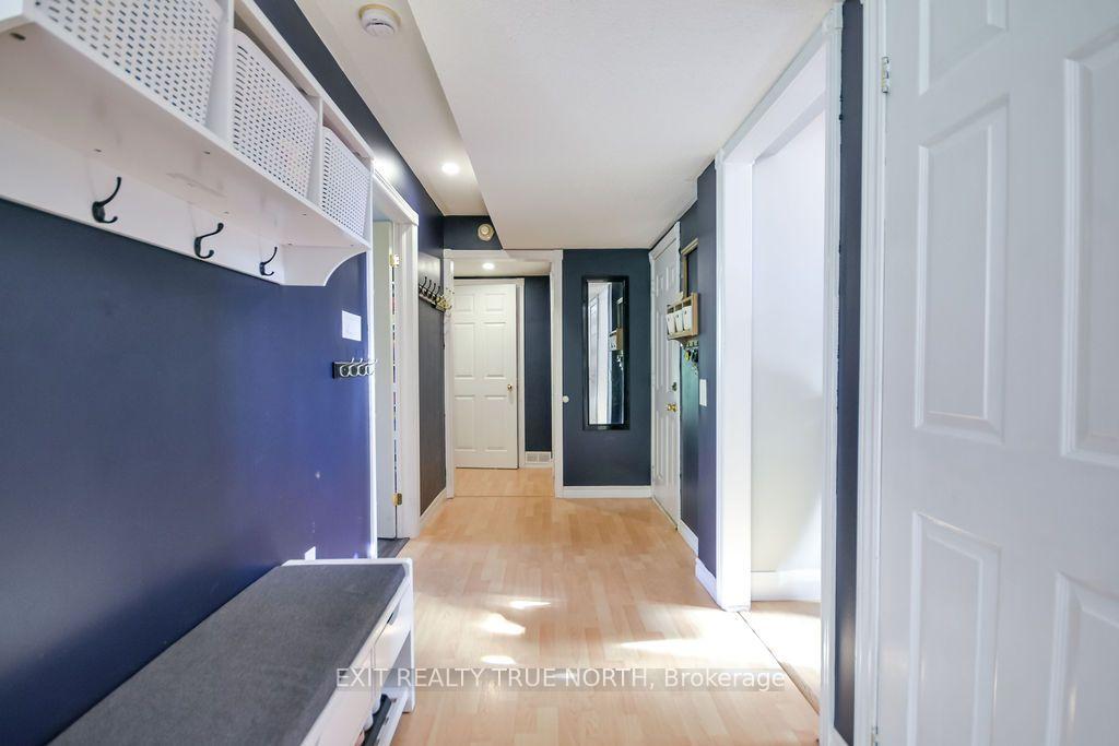 Photo 27 of 35 Marlow Circle, Springwater, Hillsdale — HOMEH
