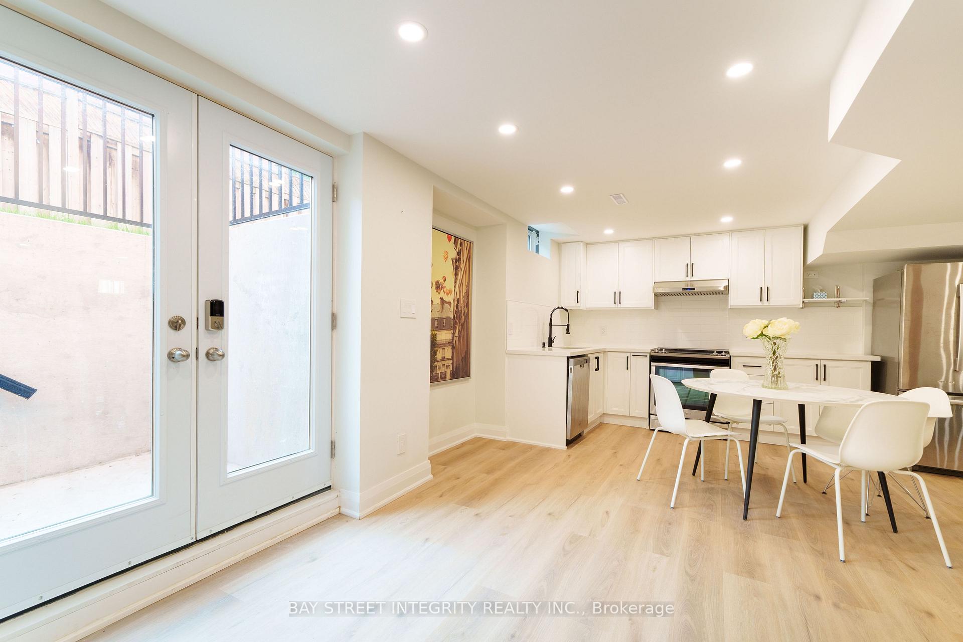 Photo 3 of Basement  2247 Rodick Road, Markham, Cachet — HOMEH