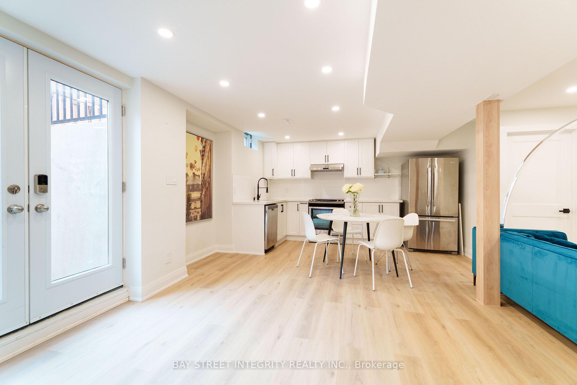 Photo 4 of Basement  2247 Rodick Road, Markham, Cachet — HOMEH