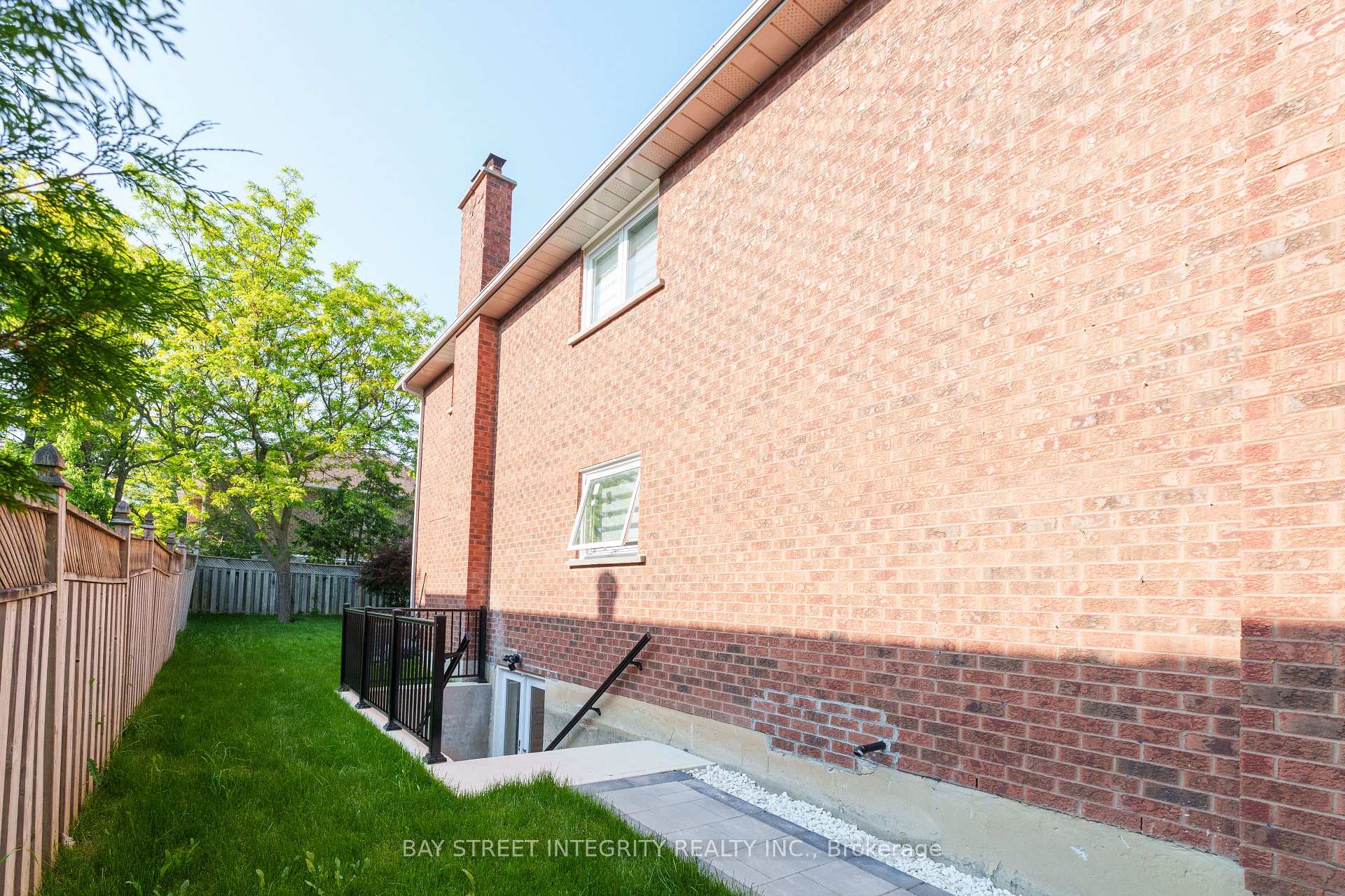 Photo 9 of Basement  2247 Rodick Road, Markham, Cachet — HOMEH