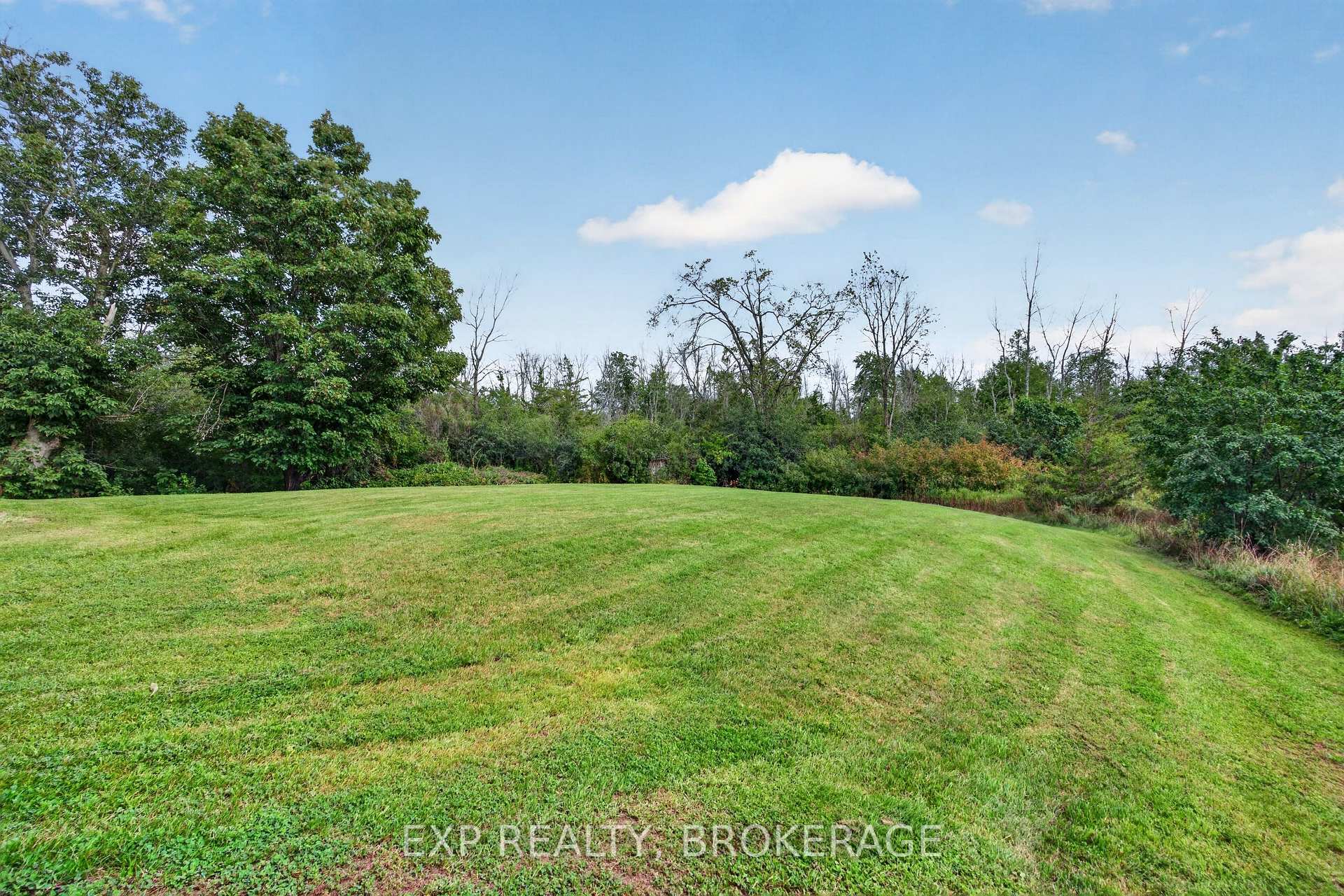 Photo 32 of 2016 Cole Hill Road, Kingston, City North of 401 — HOMEH