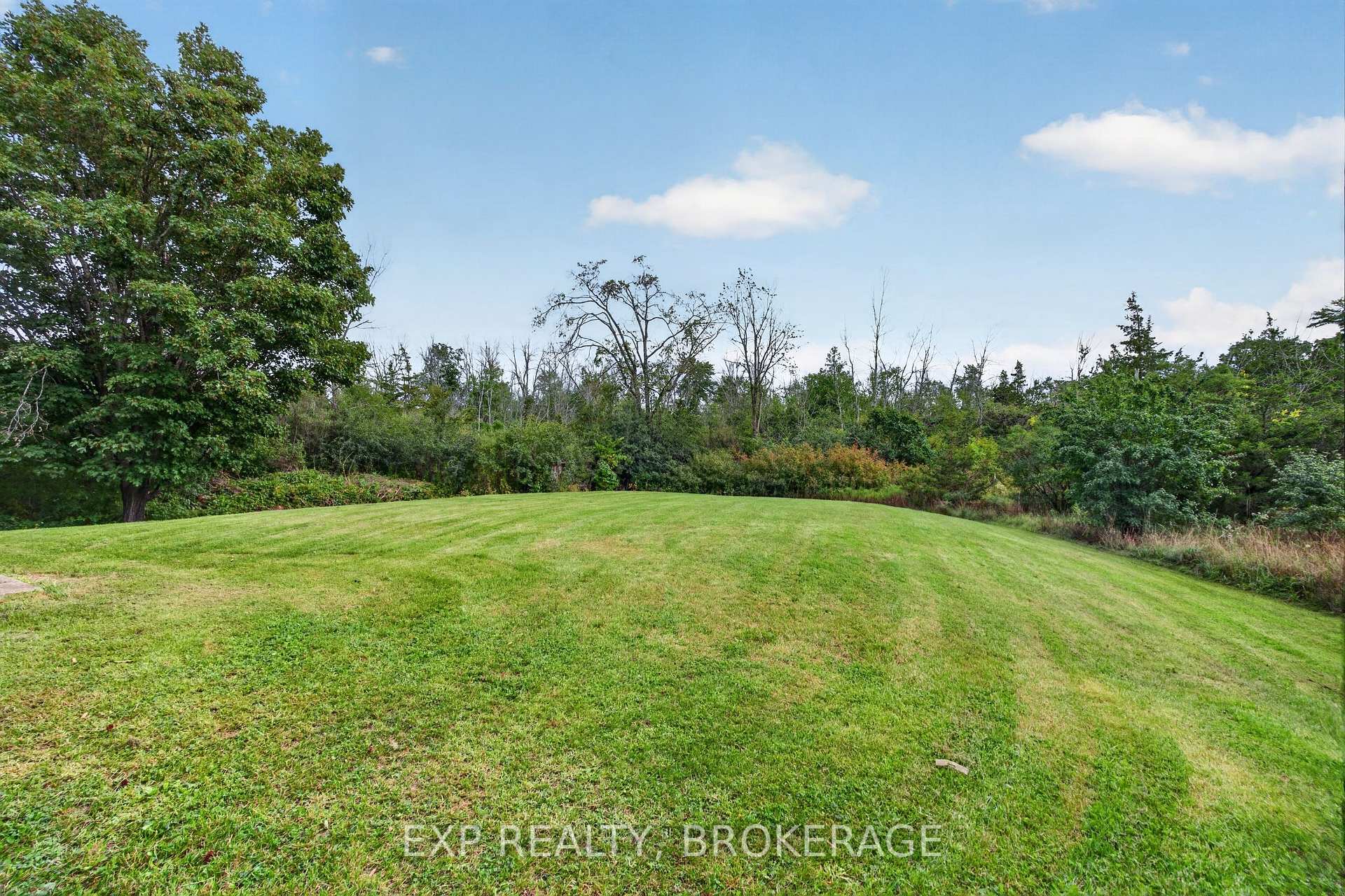 Photo 33 of 2016 Cole Hill Road, Kingston, City North of 401 — HOMEH