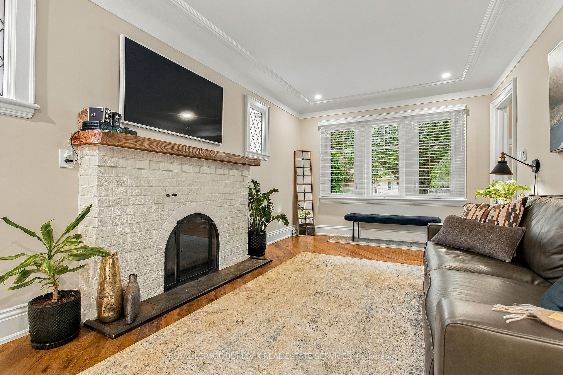 Photo 8 of 960 Shadeland Avenue, Burlington, LaSalle — HOMEH