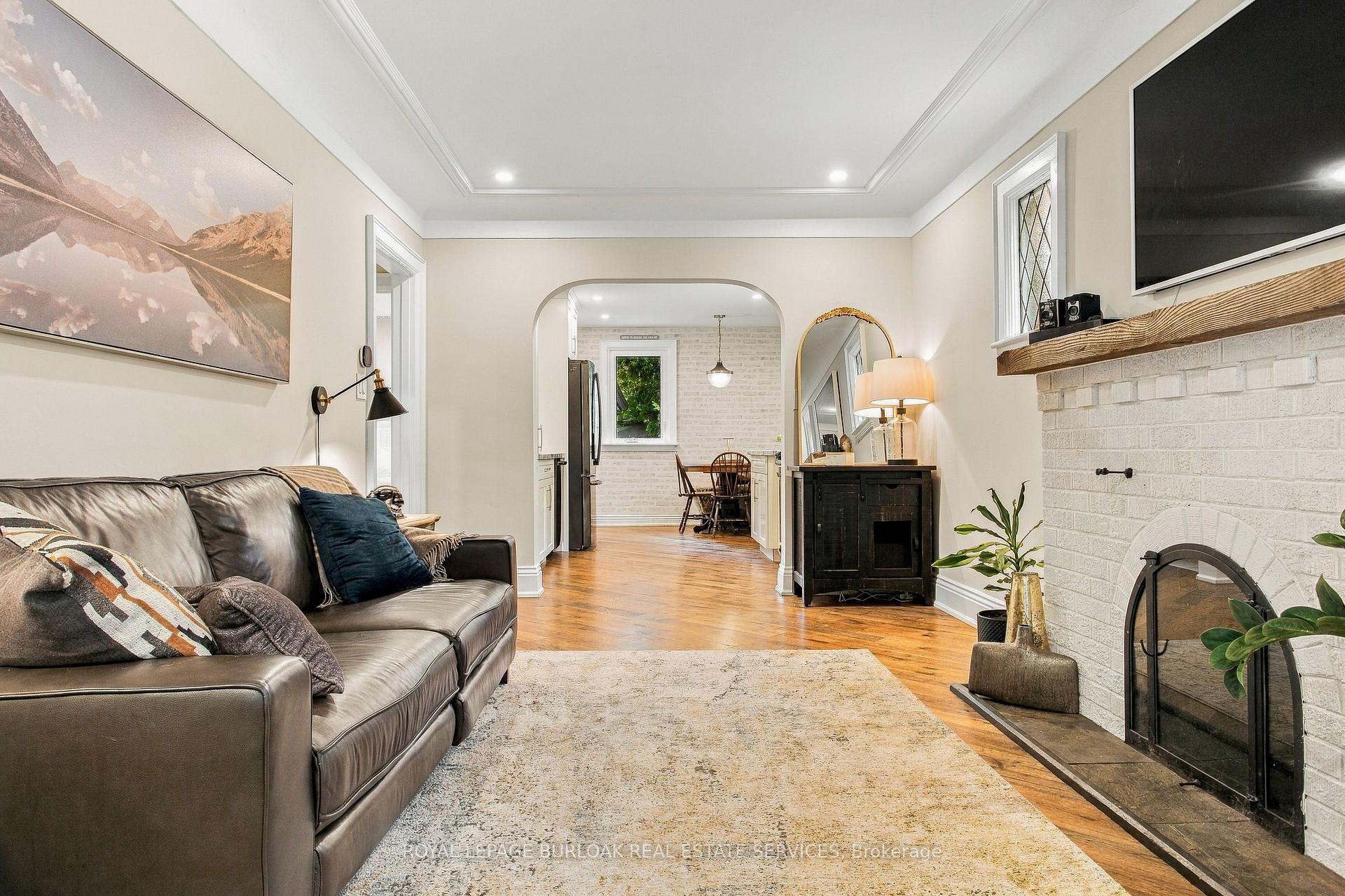 Photo 10 of 960 Shadeland Avenue, Burlington, LaSalle — HOMEH