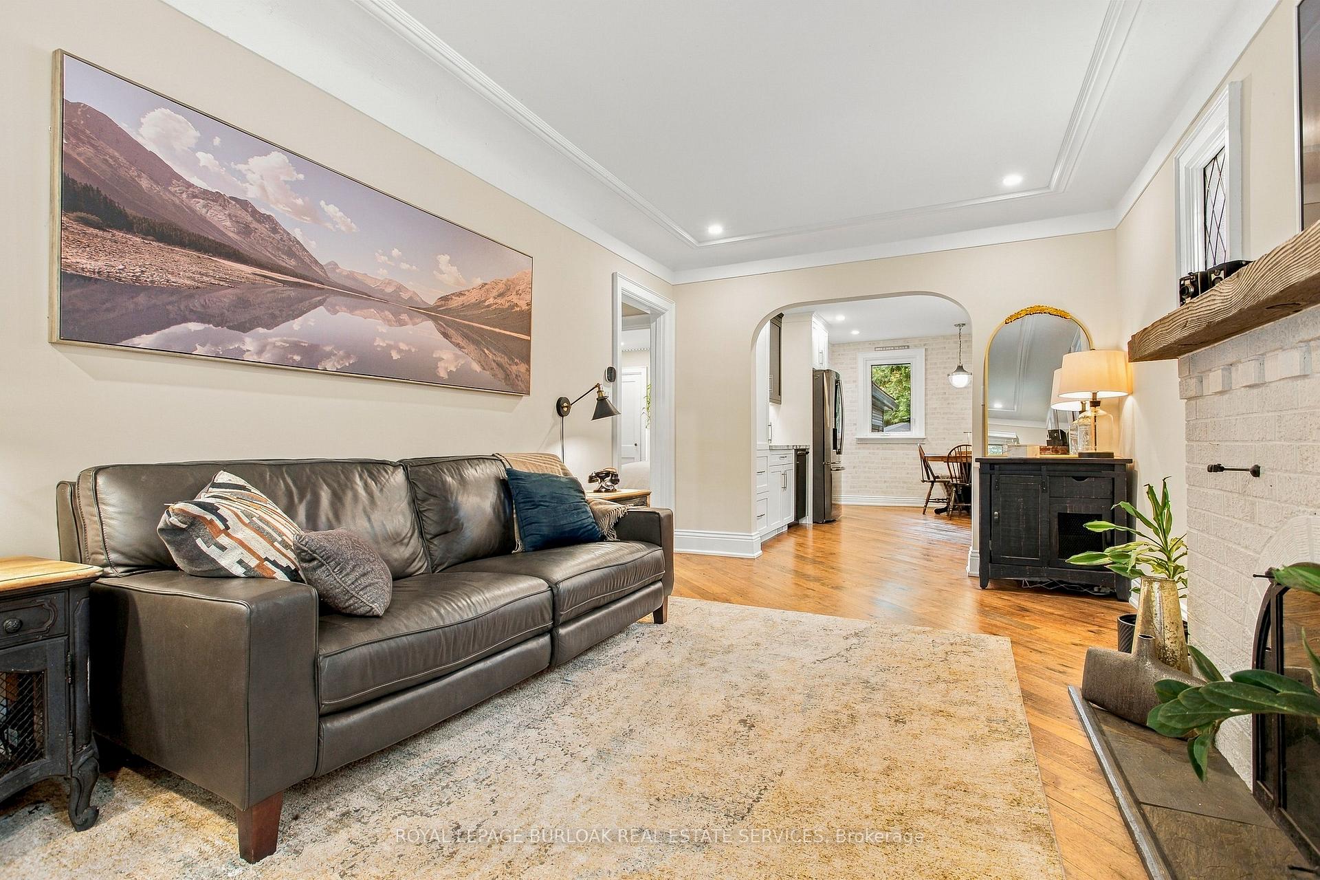 Photo 12 of 960 Shadeland Avenue, Burlington, LaSalle — HOMEH