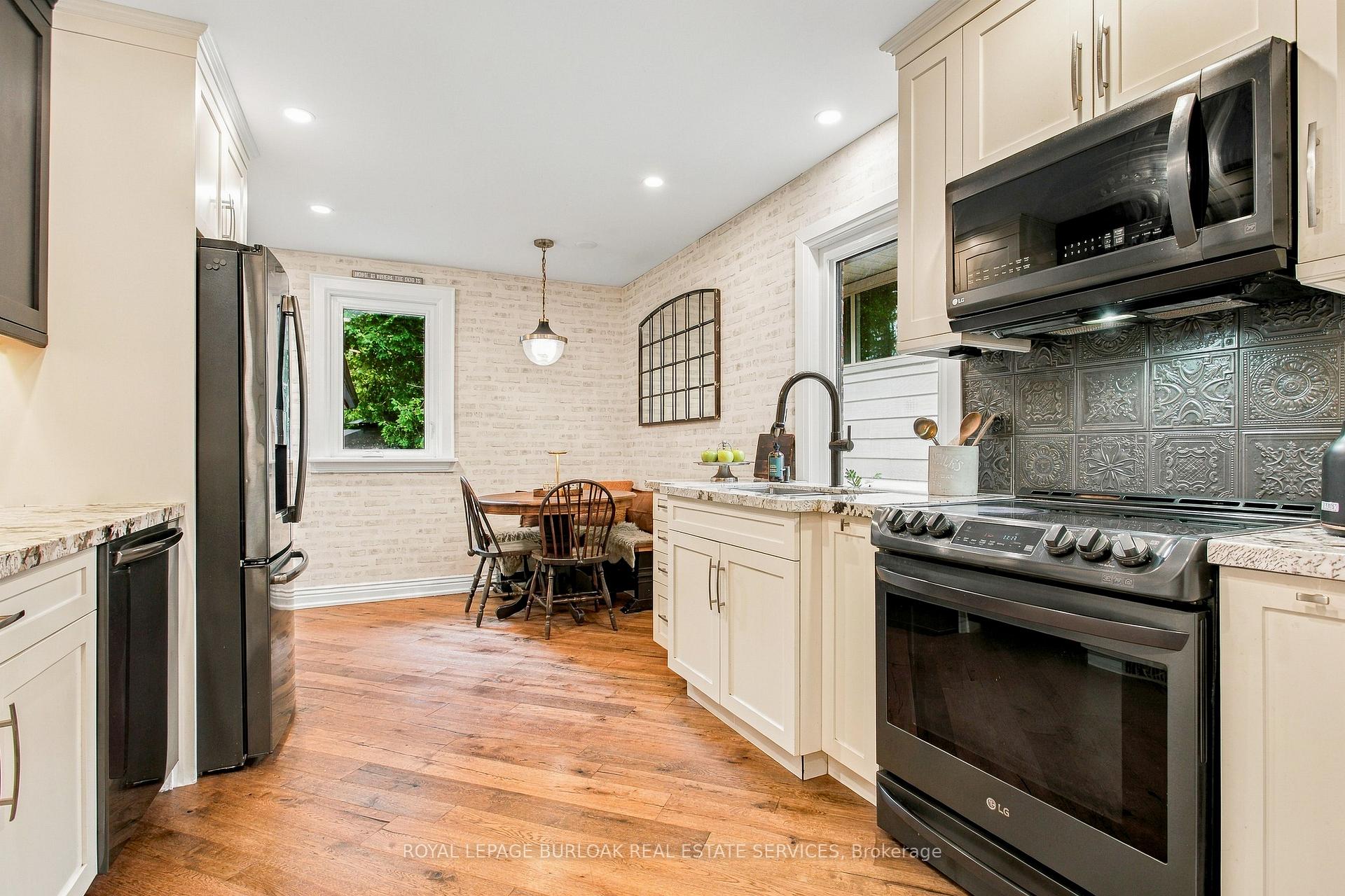 Photo 13 of 960 Shadeland Avenue, Burlington, LaSalle — HOMEH