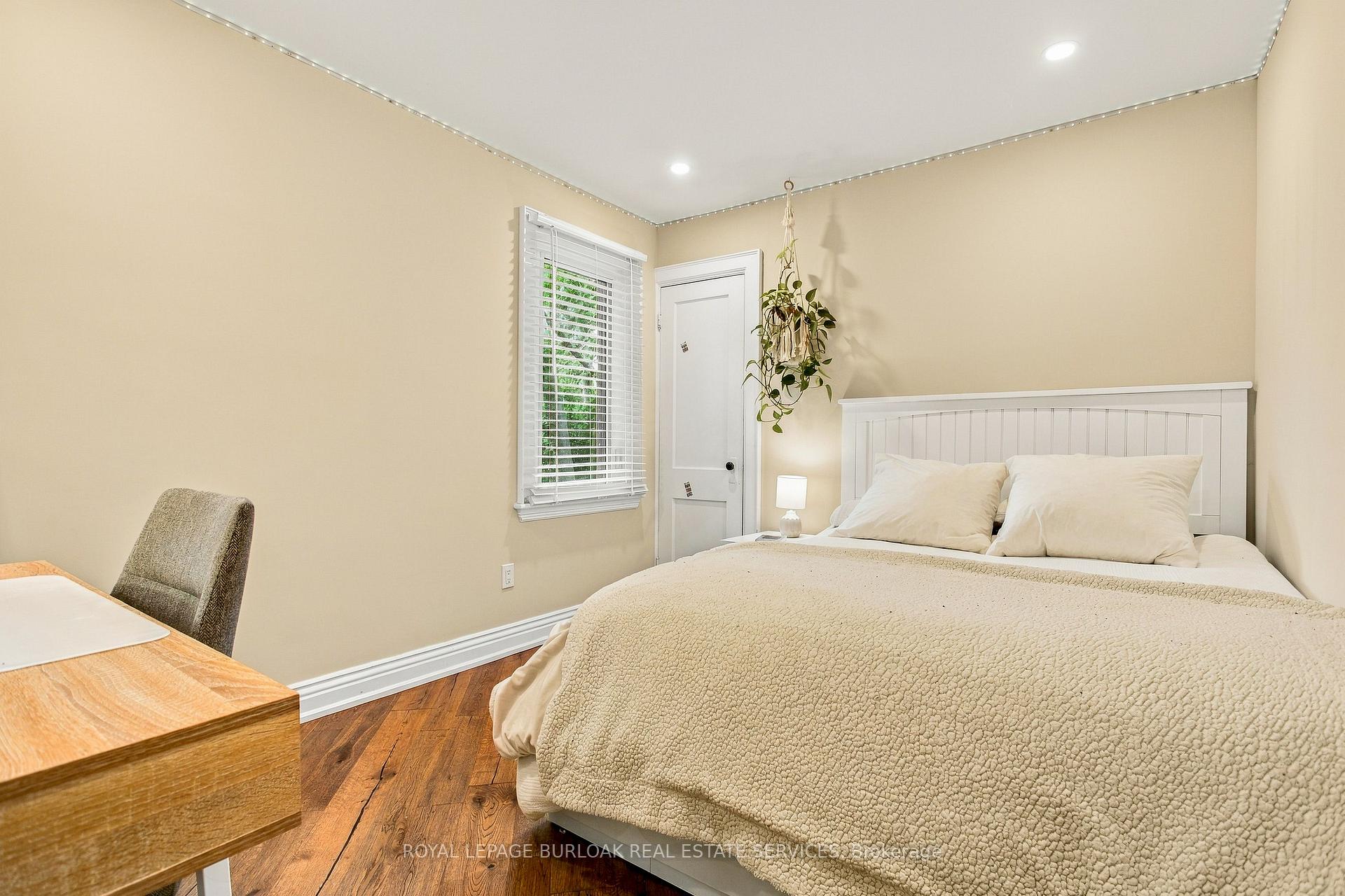 Photo 21 of 960 Shadeland Avenue, Burlington, LaSalle — HOMEH
