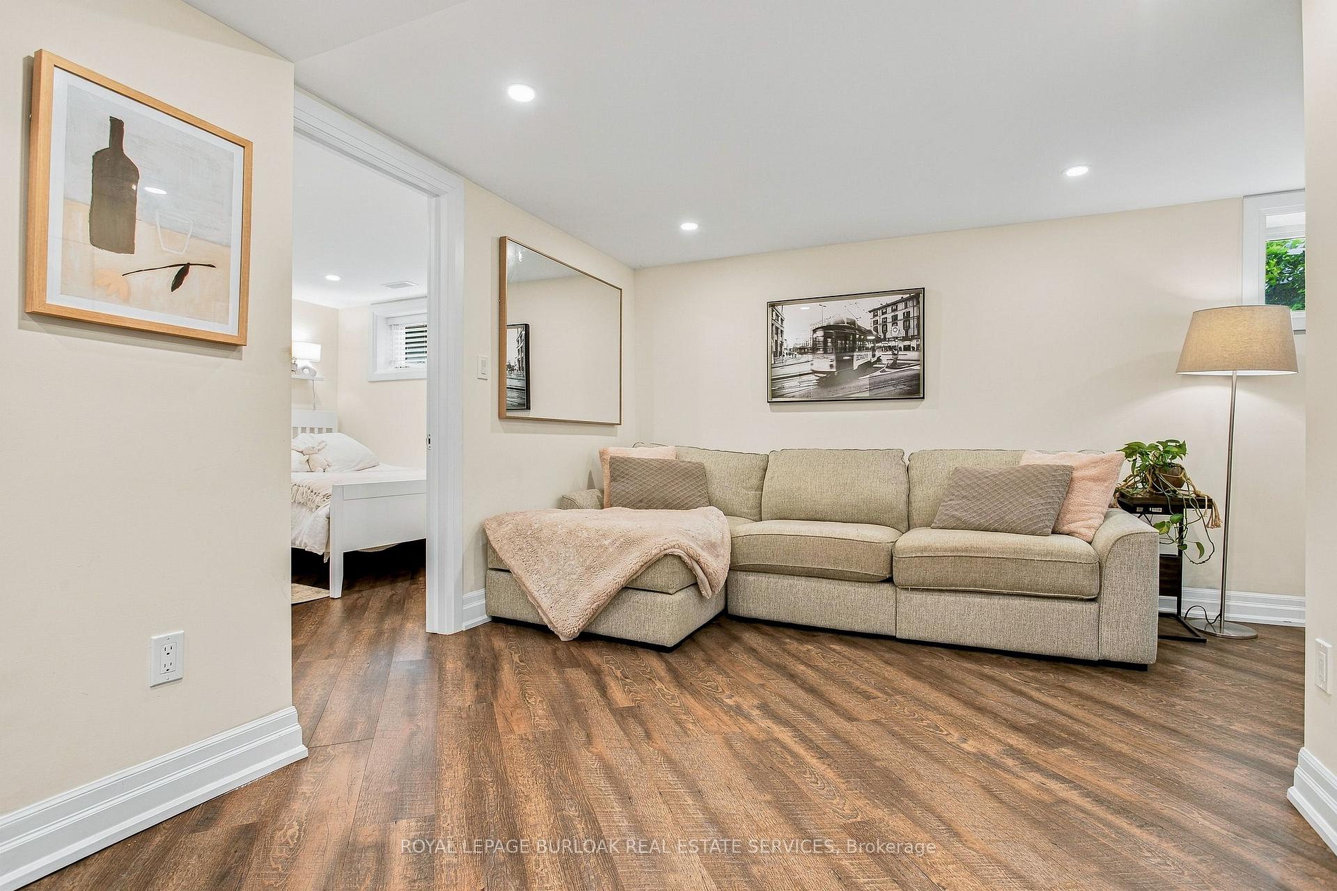 Photo 29 of 960 Shadeland Avenue, Burlington, LaSalle — HOMEH