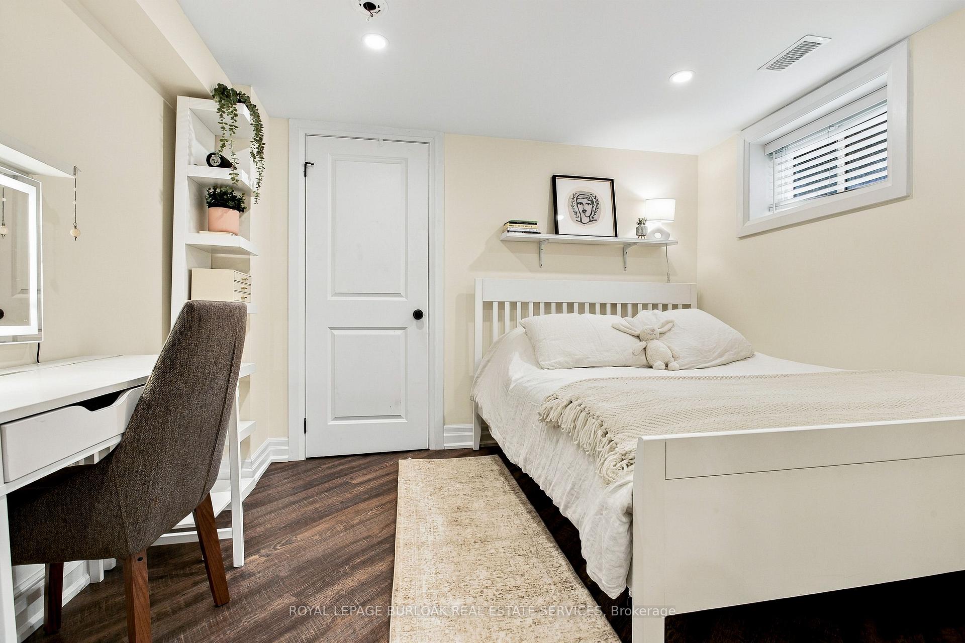 Photo 32 of 960 Shadeland Avenue, Burlington, LaSalle — HOMEH