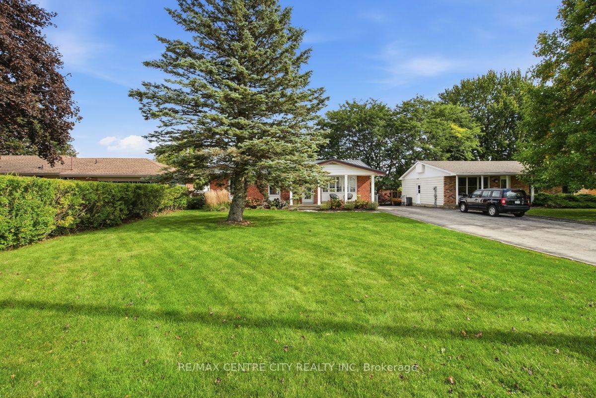 Photo 2 of 4564 East Road E, Central Elgin, Port Stanley — HOMEH