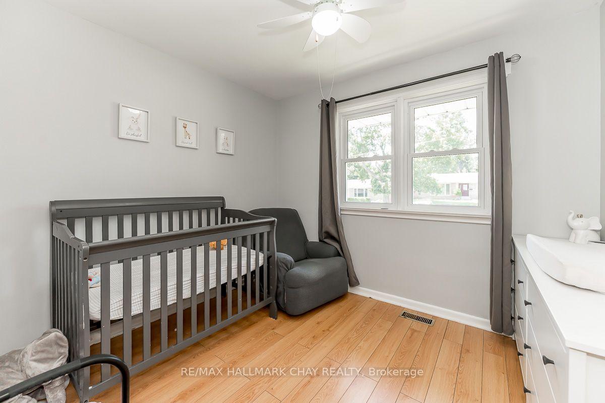 Photo 25 of 23 Downsview Drive, Barrie, Codrington — HOMEH