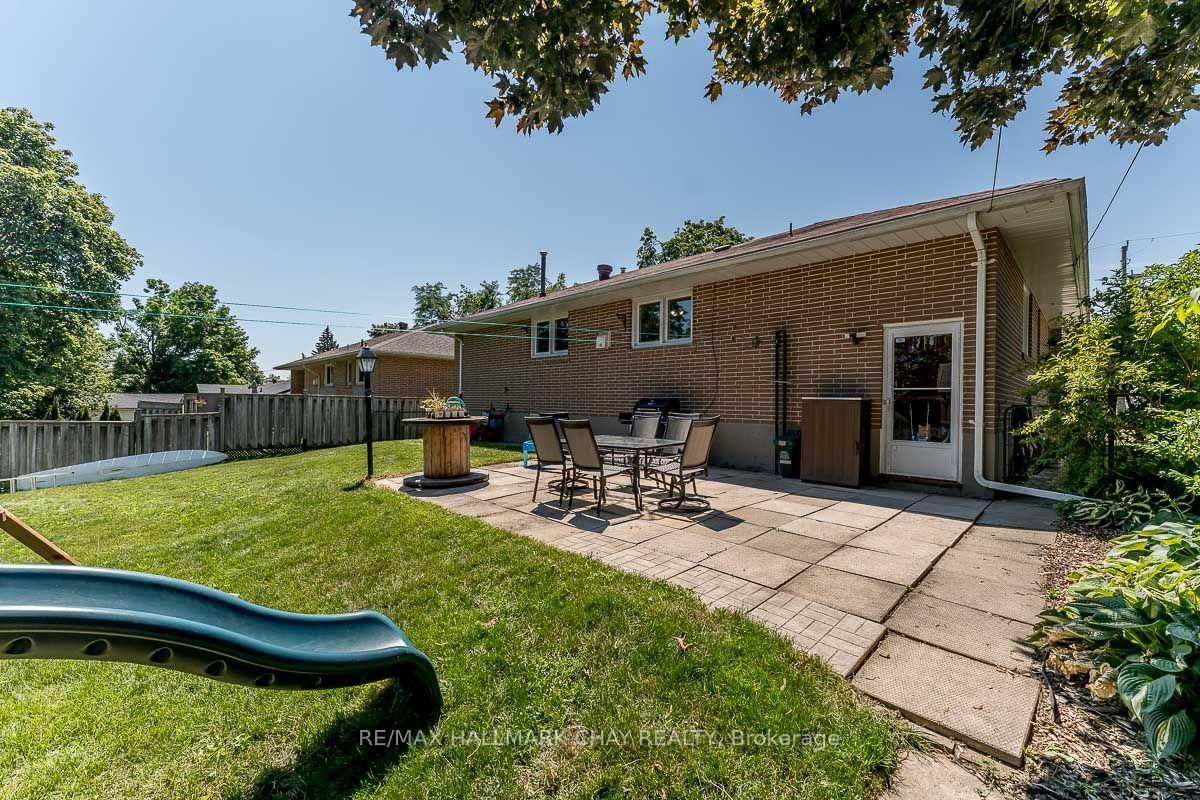 Photo 34 of 23 Downsview Drive, Barrie, Codrington — HOMEH