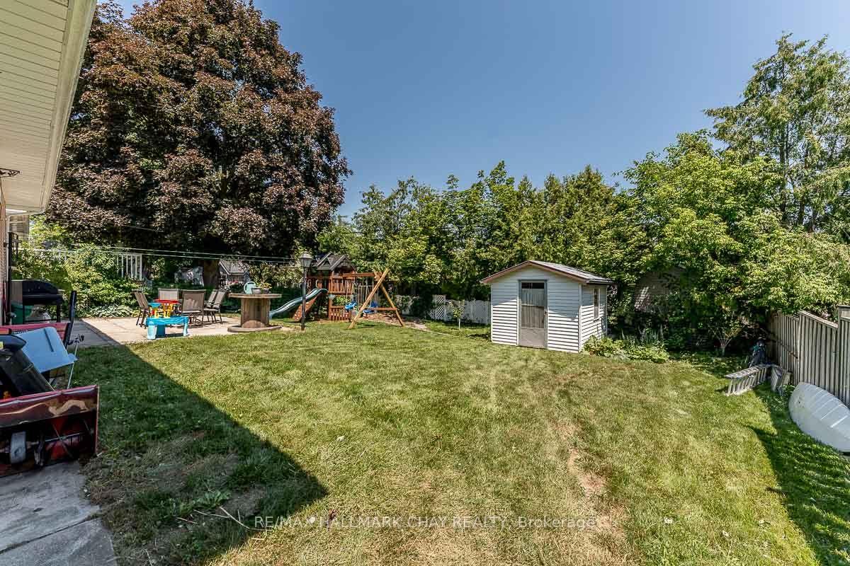 Photo 39 of 23 Downsview Drive, Barrie, Codrington — HOMEH