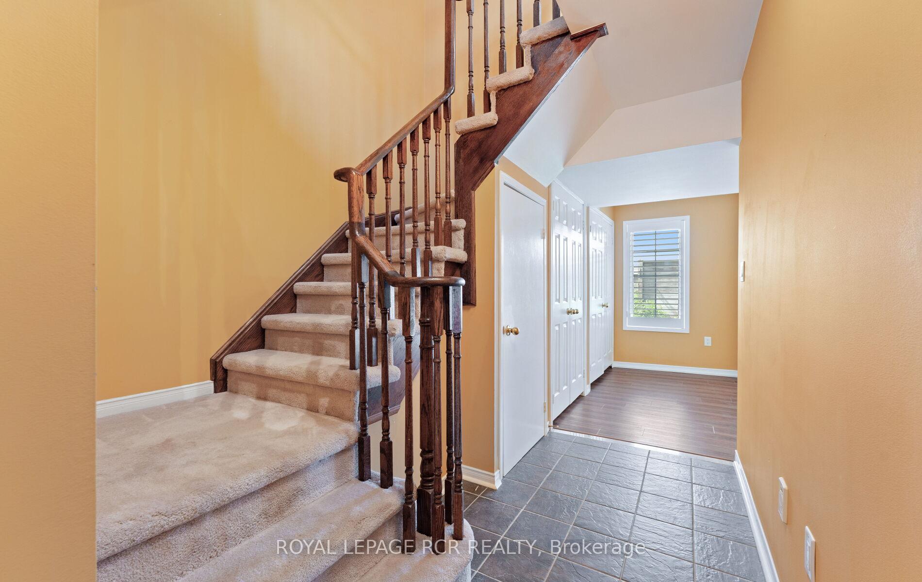 Photo 3 of 78 Burgon Place, Aurora, Aurora Village — HOMEH